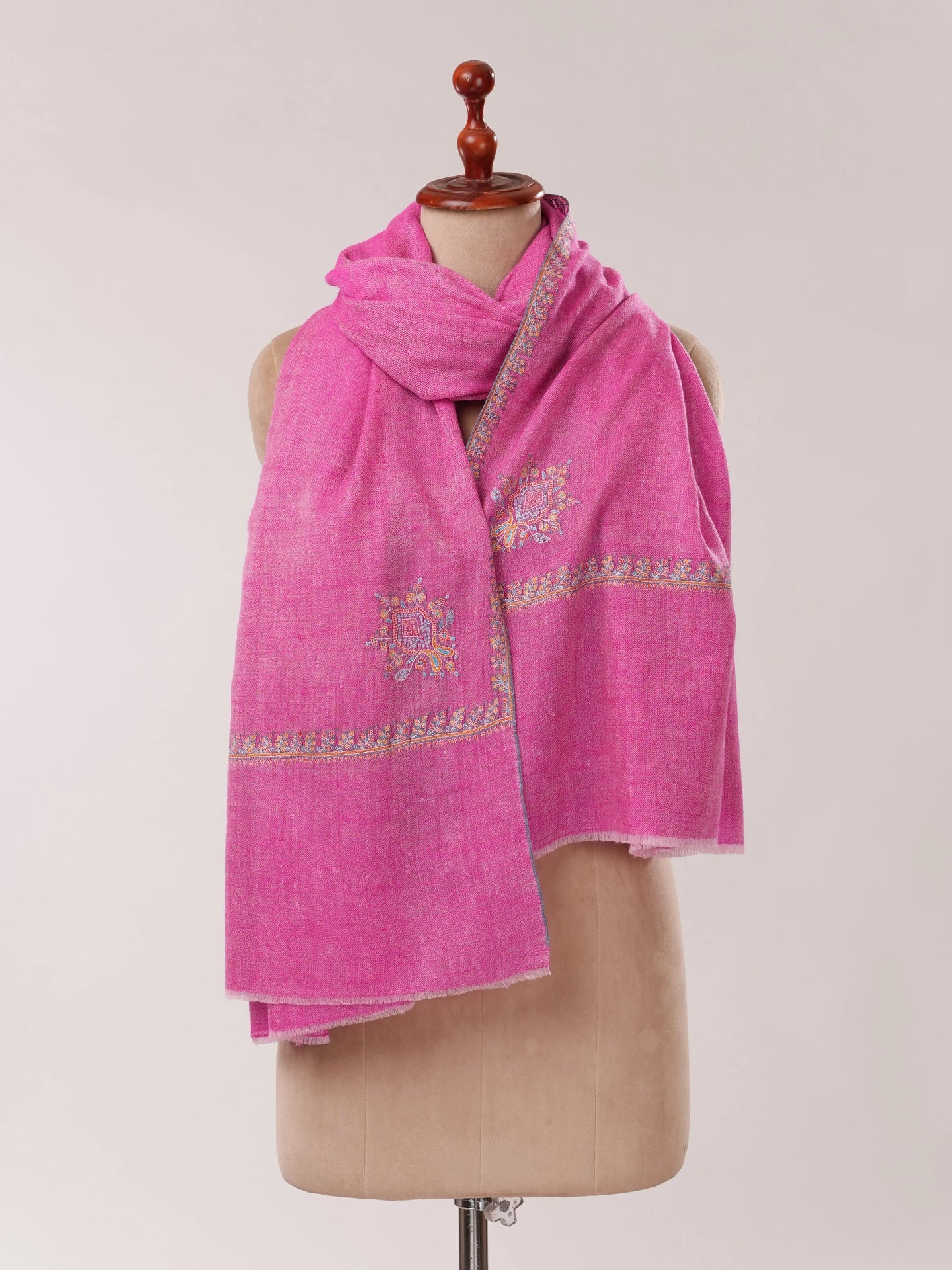 Magenta Hashia Hand Embroidered Pure Pashmina Shawl Shahkaar.com