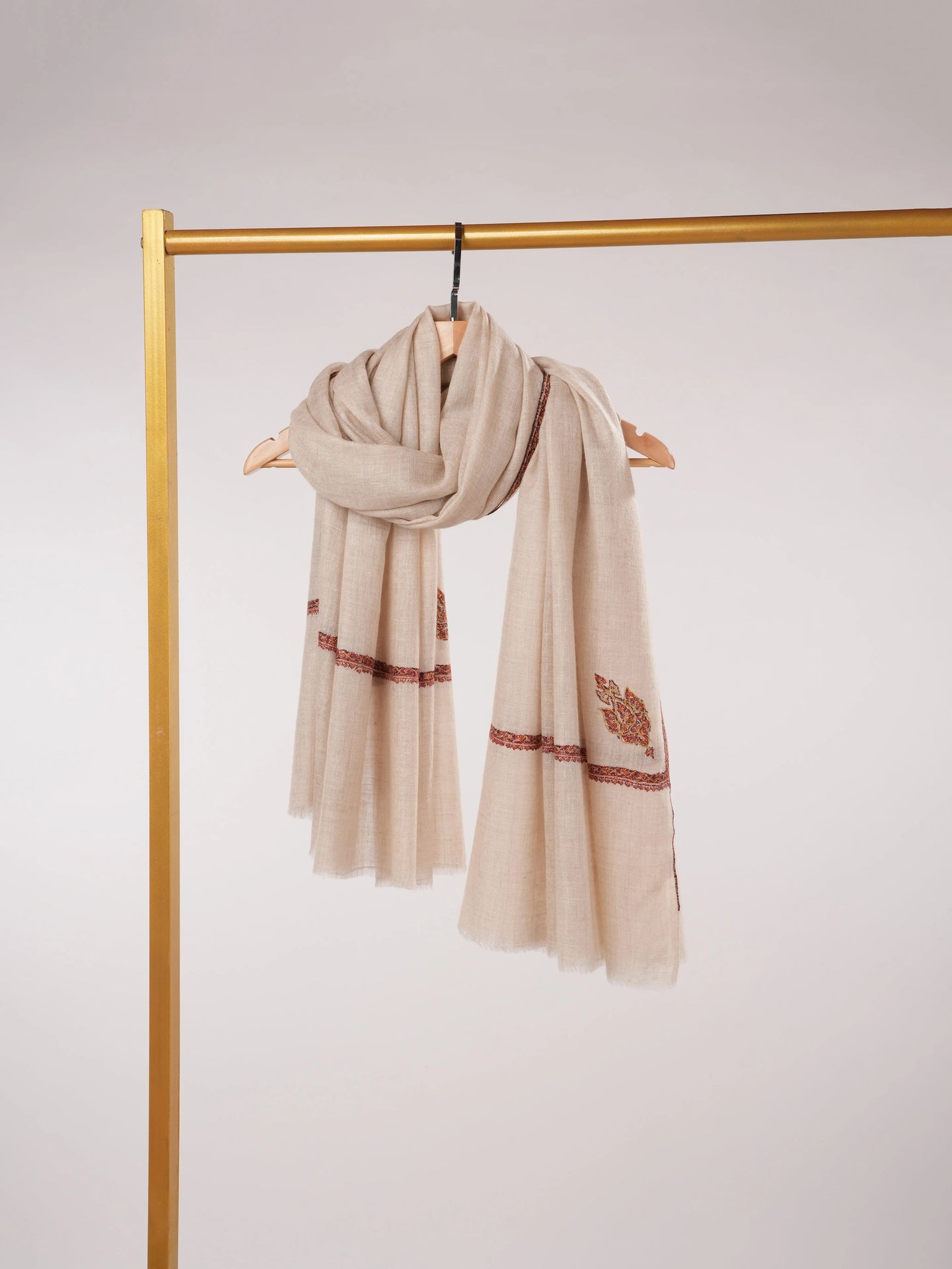 Baildar Natural White Pashmina Shawl Handwoven in Kashmir with Hand Sozni Embroidery Shahkaar.com
