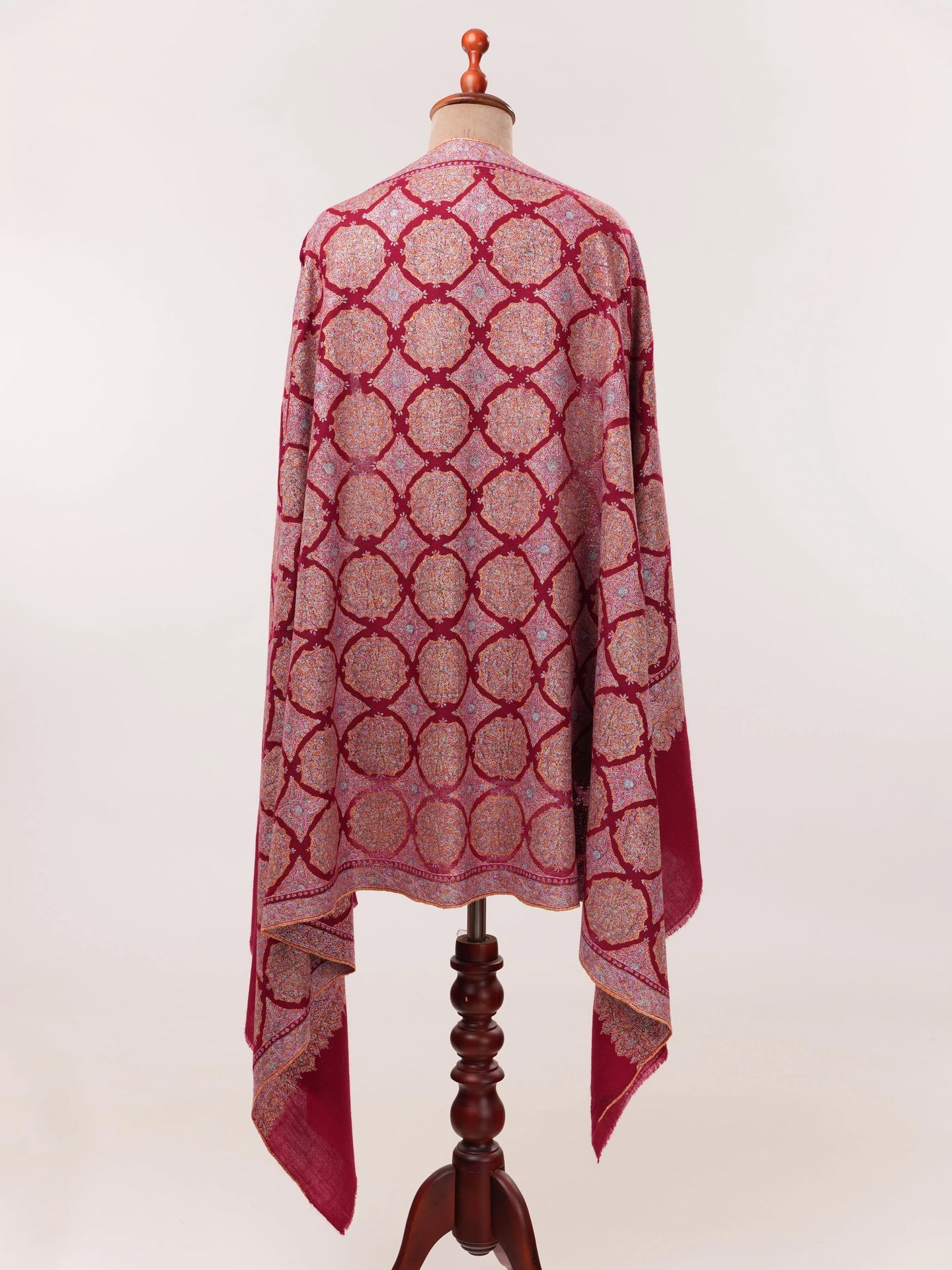 Handwoven Pure Pashmina Jamavar Shawl with Detailed Sozni Embroidery Shahkaar.com