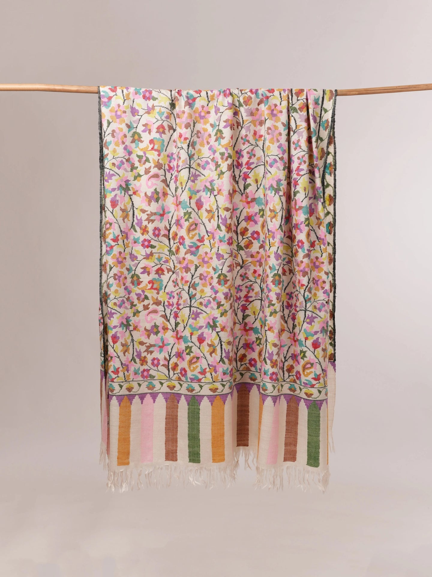 Natural White Floral Kani Pashmina Shawl Shahkaar.com