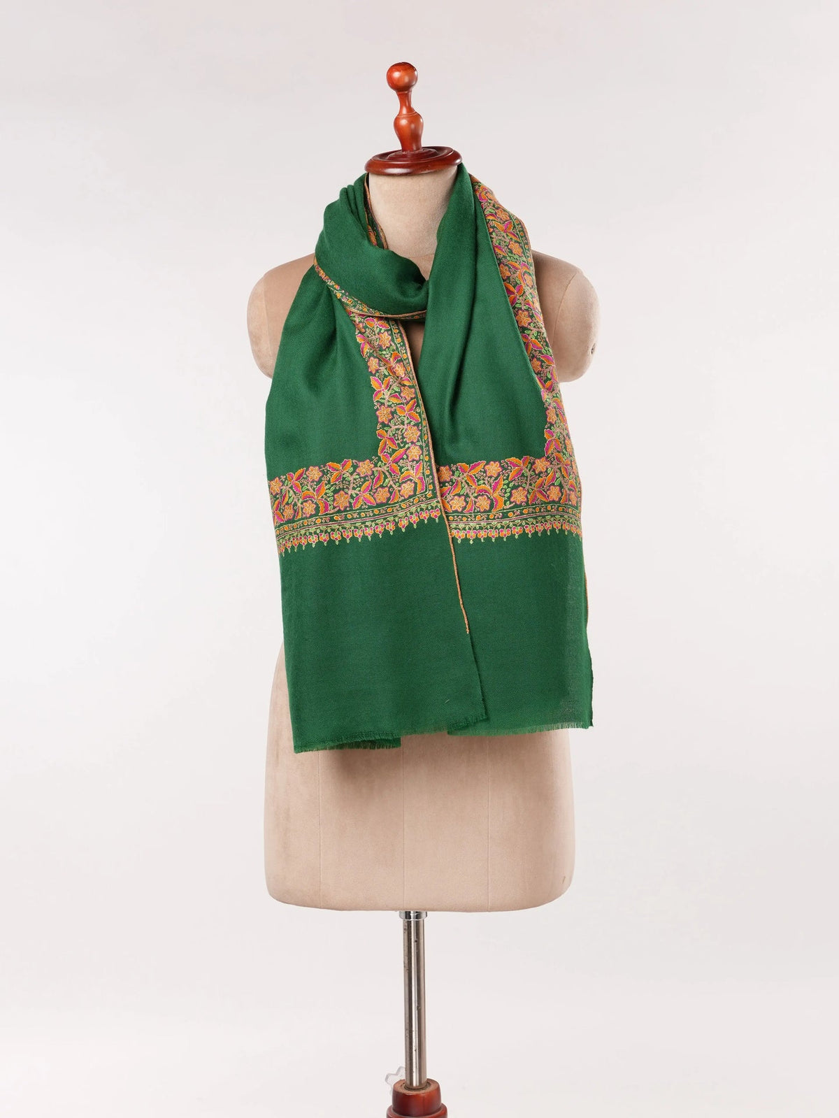 Handwoven Kashmiri Shawl with Daurdar Embroidery on Emerald Green Pashmina Shahkaar.com