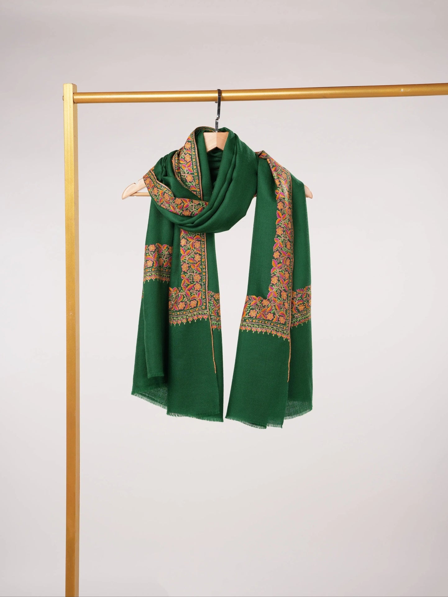 Handwoven Kashmiri Shawl with Daurdar Embroidery on Emerald Green Pashmina Shahkaar.com