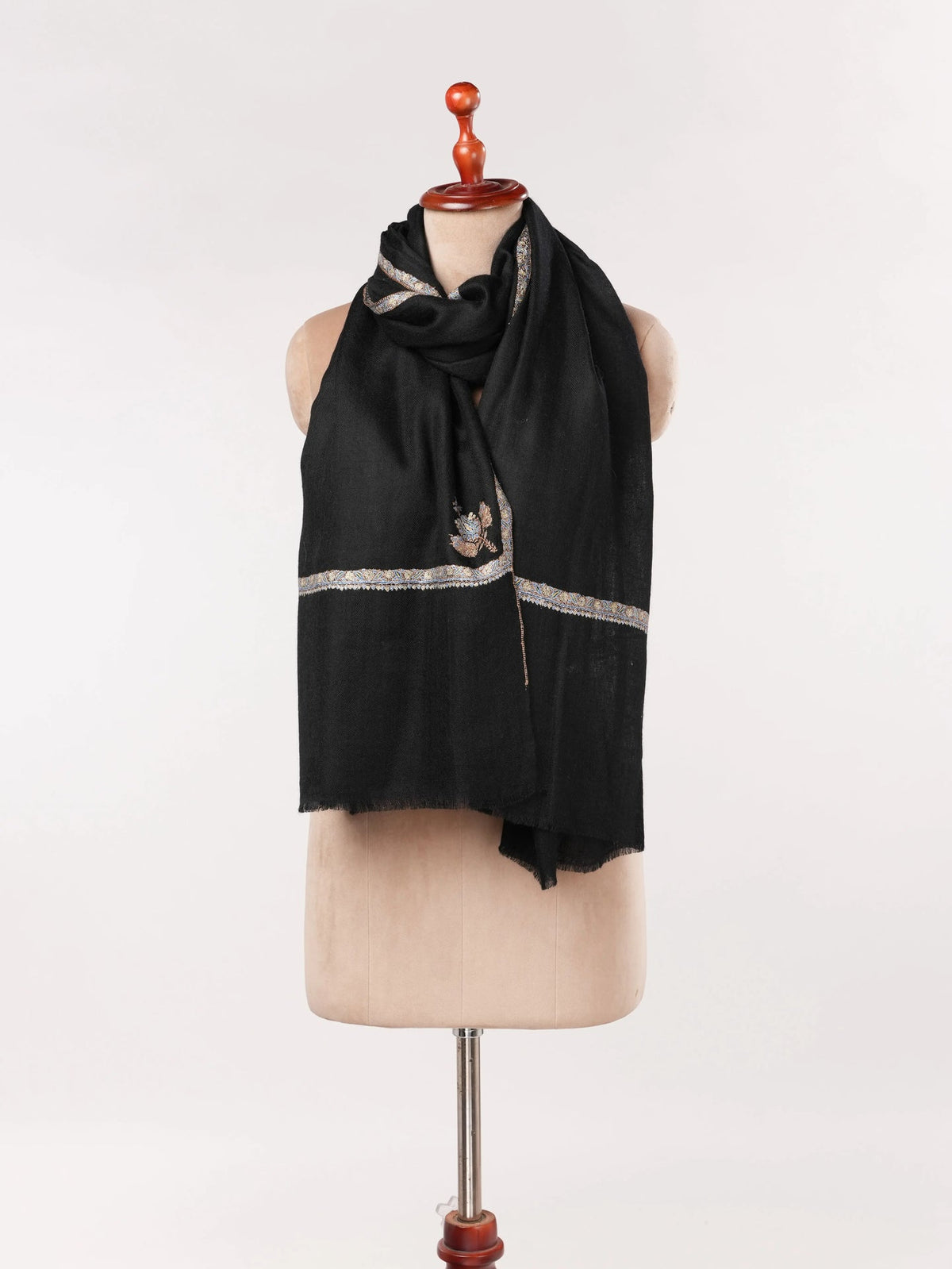Handwoven Black Kashmiri Pashmina Shawl with Baildar Hand Sozni Embroidery Shahkaar.com