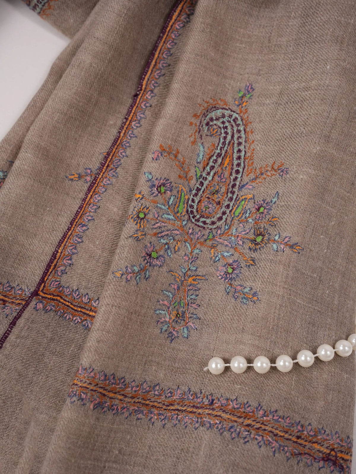Beige Handwoven Classic Pashmina Shawl with Buteh Hand Sozni Embroidery Shahkaar.com