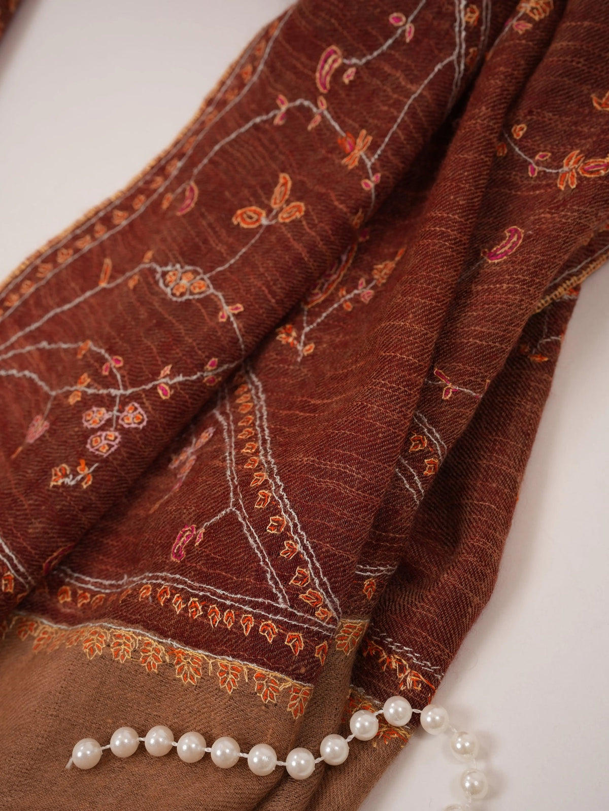 Jali Sozni Embroidery Kashmiri Handwoven Scarf in Cashmere Shahkaar.com