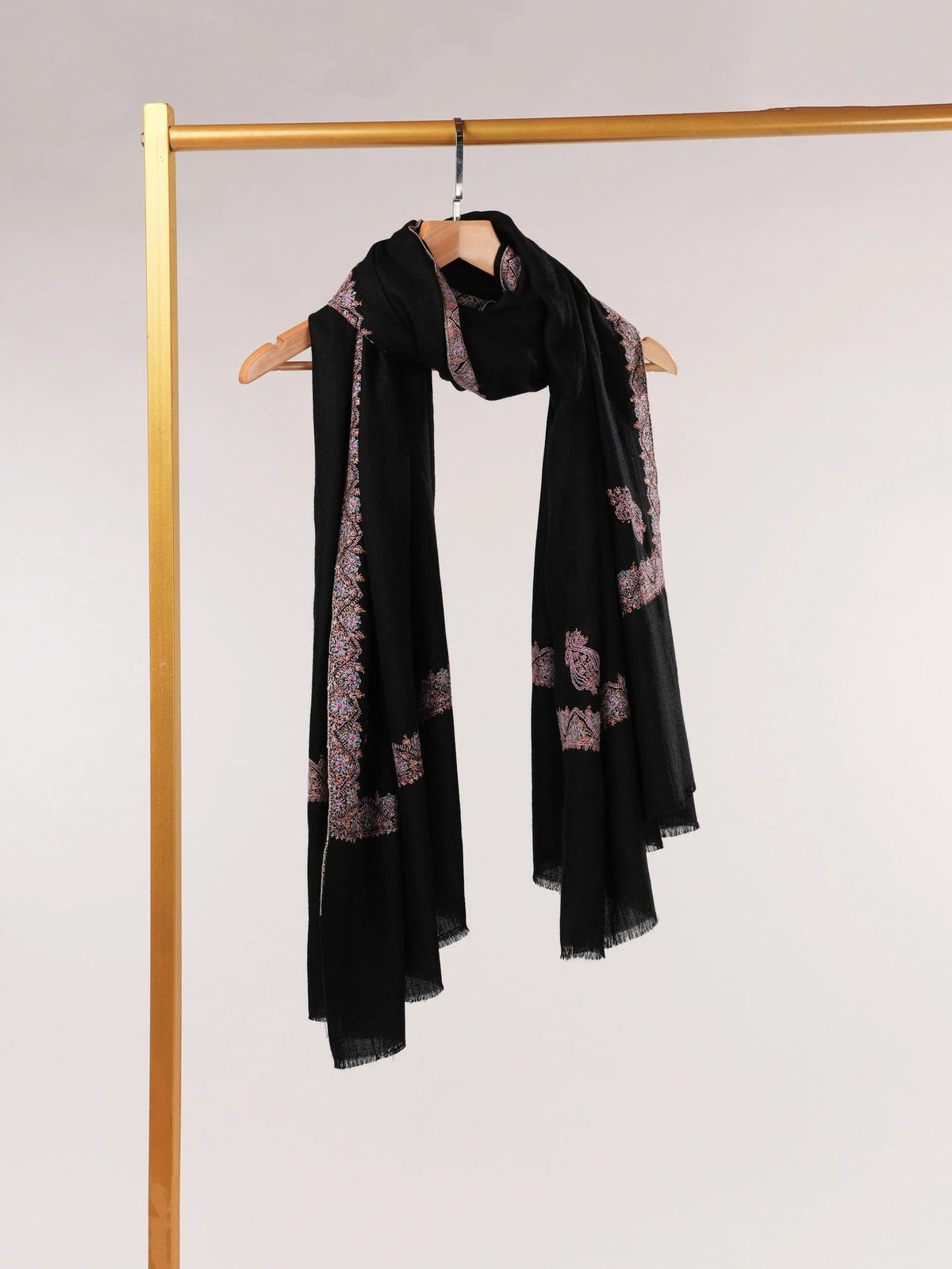 Kashmiri Handwoven Natural White Pashmina Shawl with Hashidar Sozni Embroidery Shahkaar.com