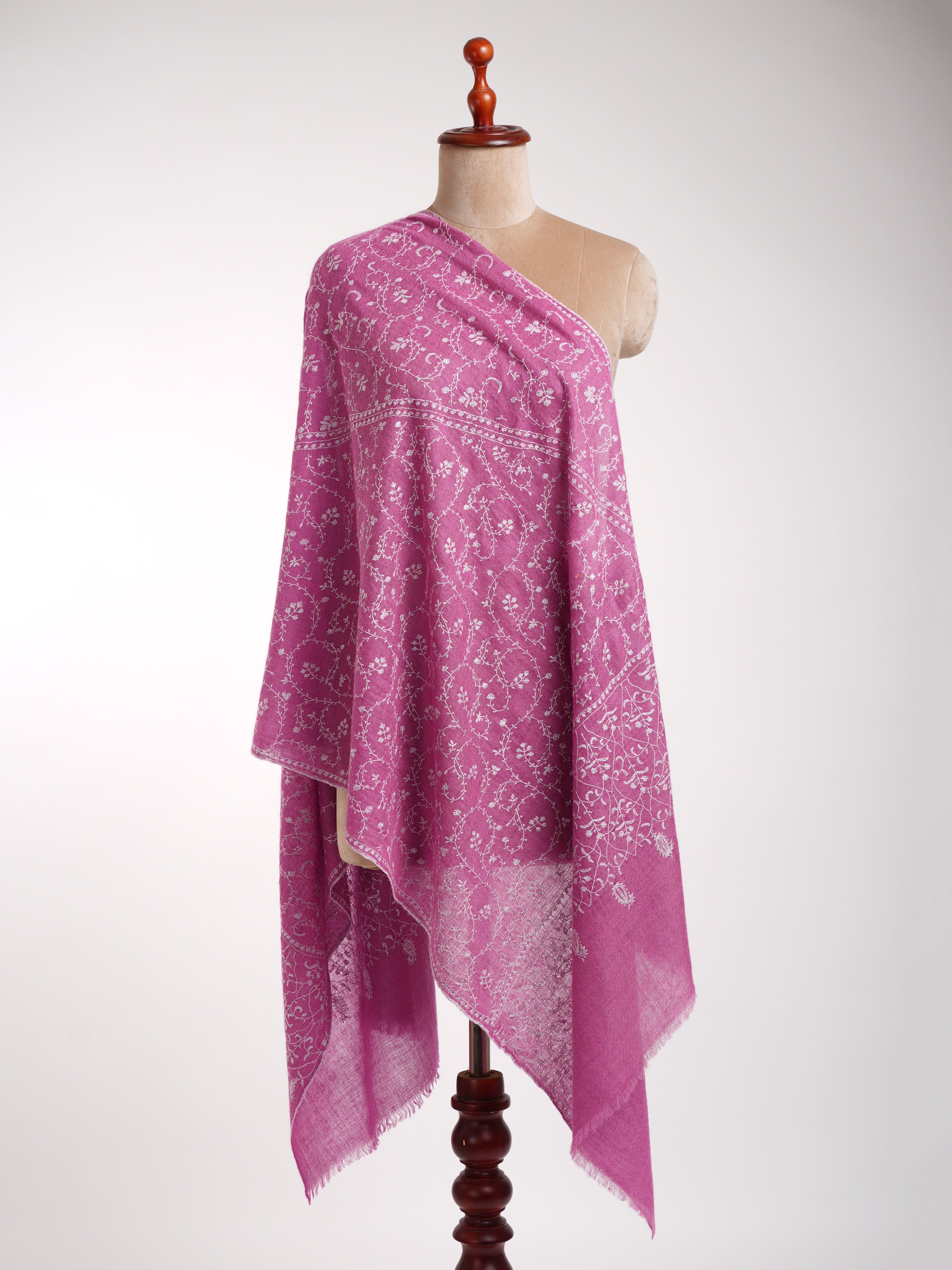Stola in cashmere ricamato Sozni rosa Bubblegum