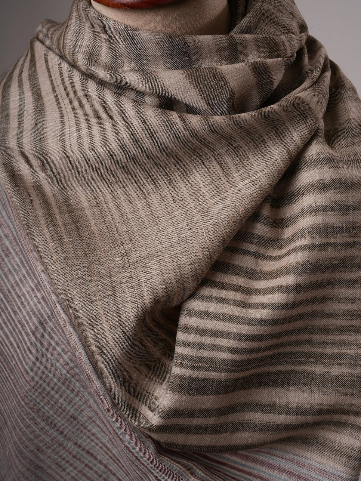Featherlight Khatrass Handloom Pashmina Shawl Shahkaar