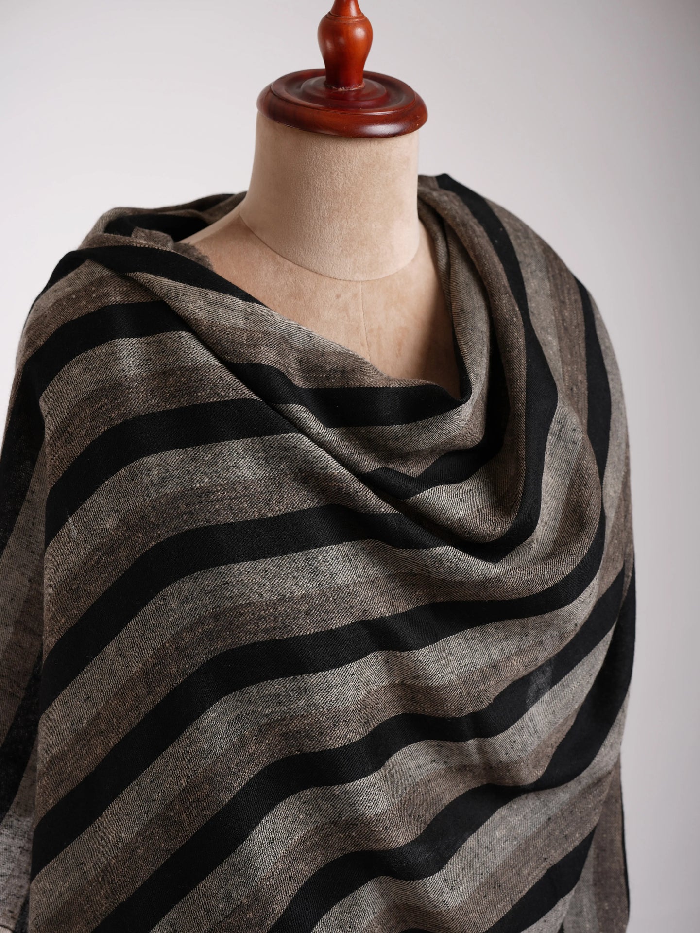 Handwoven Contemporary Cashmere Scarf in Black Toosh Grey Shahkaar