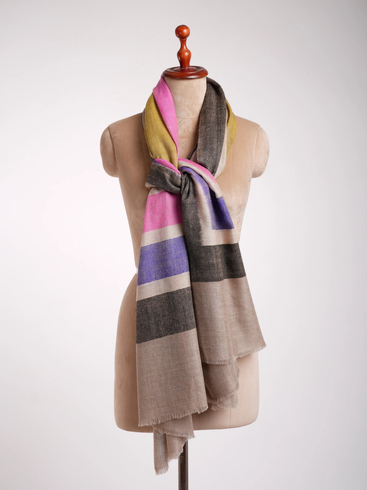 Artisan Crafted Baby Soft Ikat Handloomed Pashmina Shawl Shahkaar