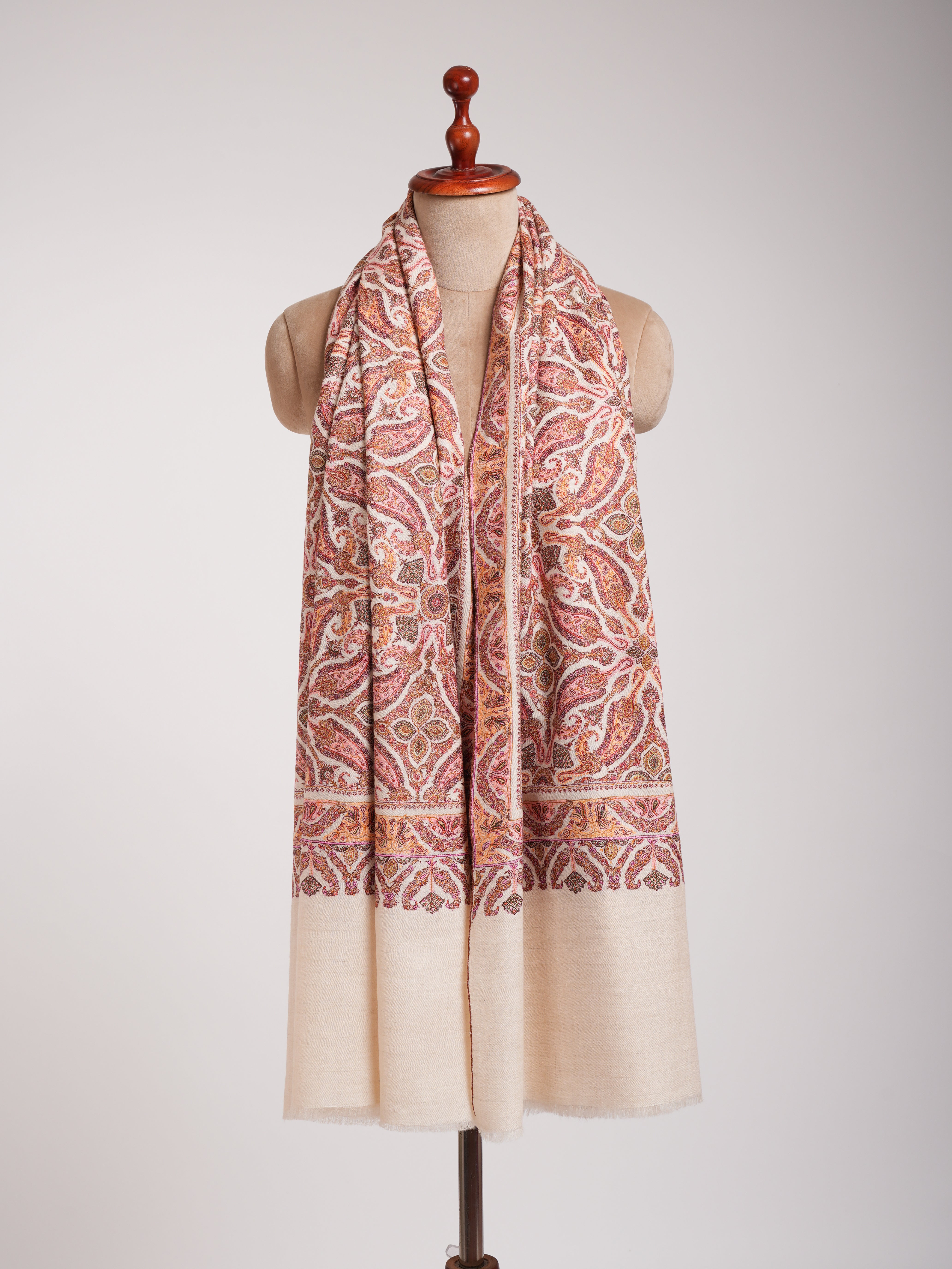 Fine Silk Sozni Broidered Cachemiri mariage Jamavar Châle