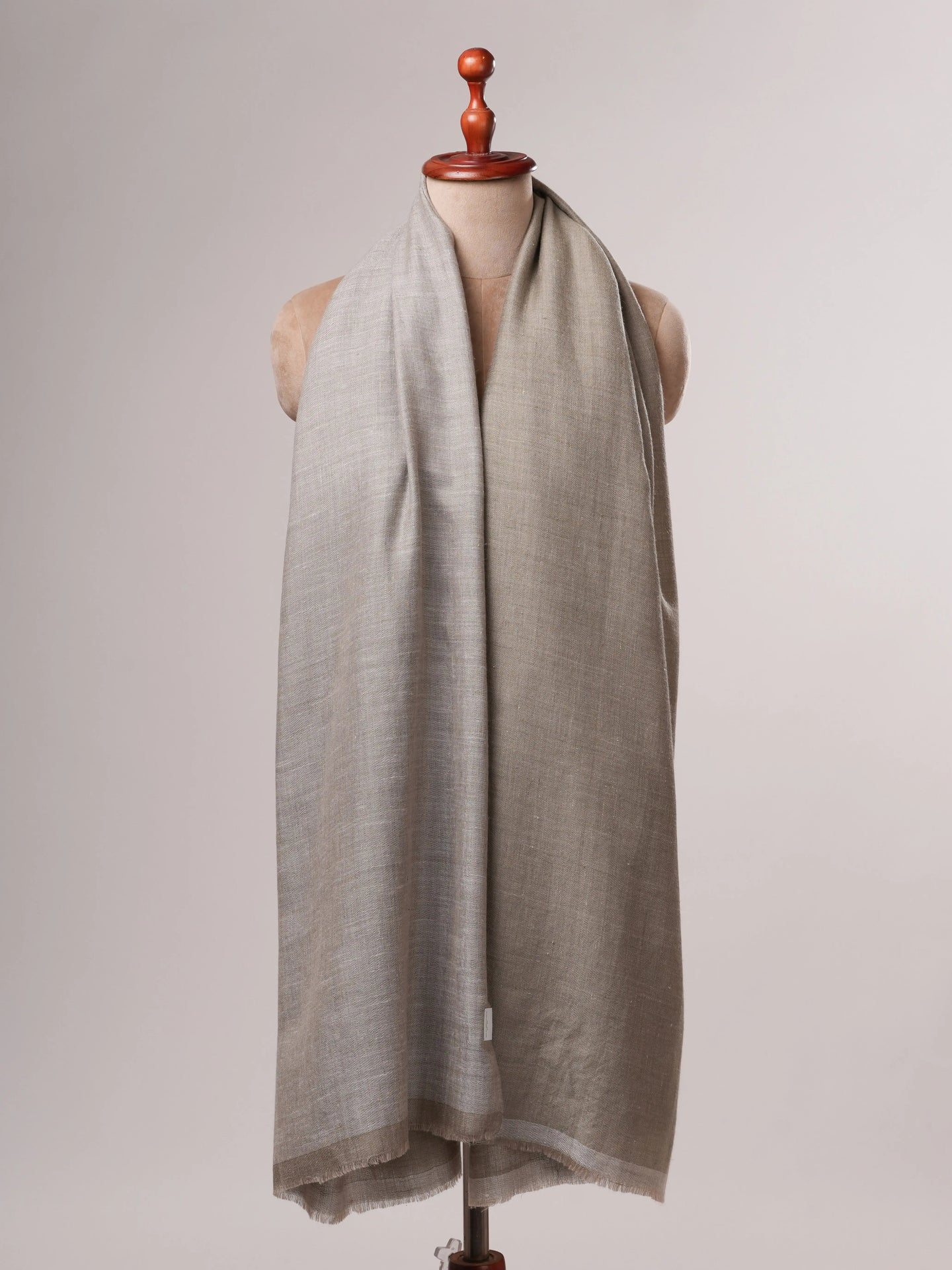 Handwoven Authentic Pashmina Shawl in Dual Tone