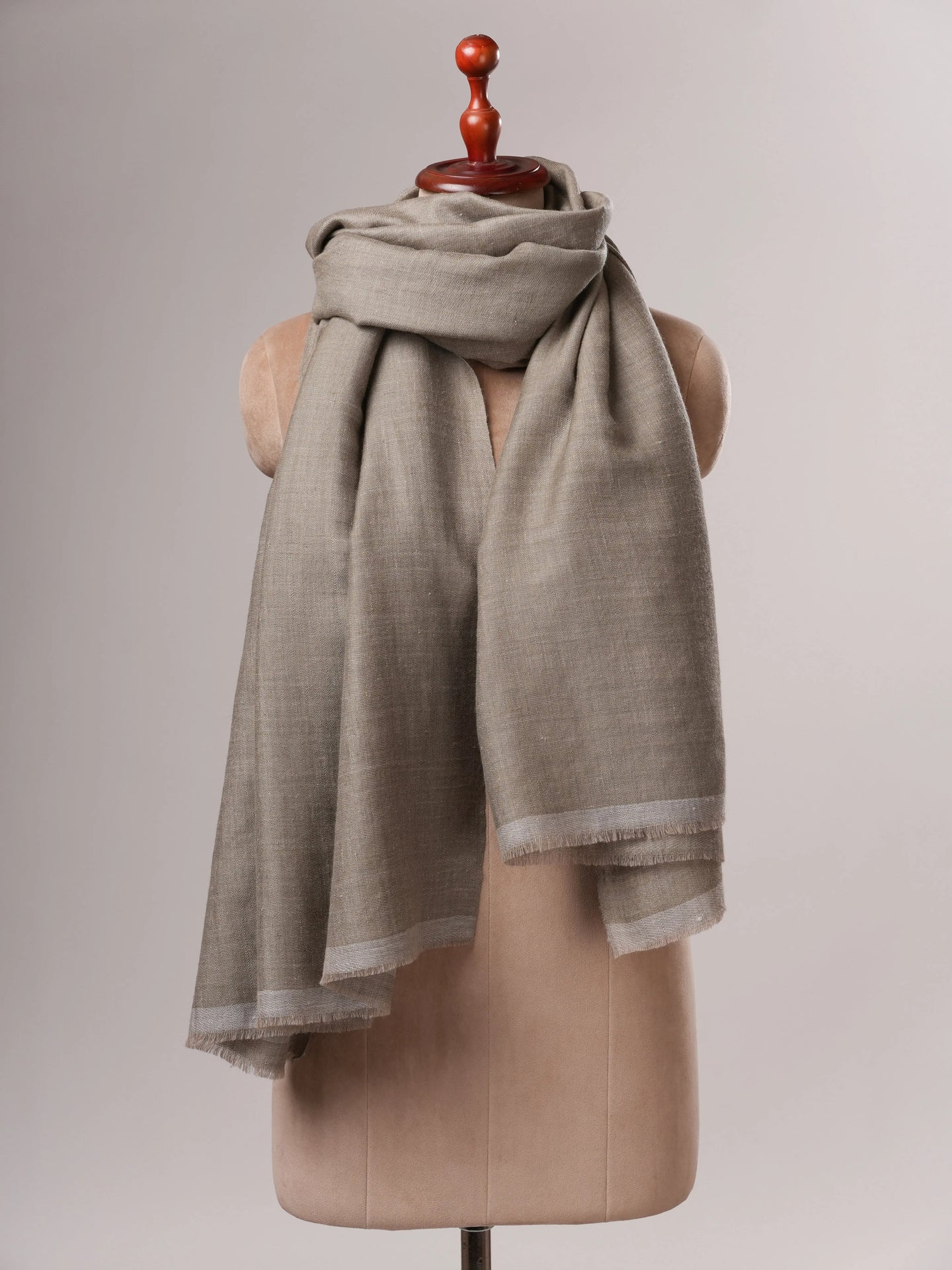 Handwoven Authentic Pashmina Shawl in Dual Tone