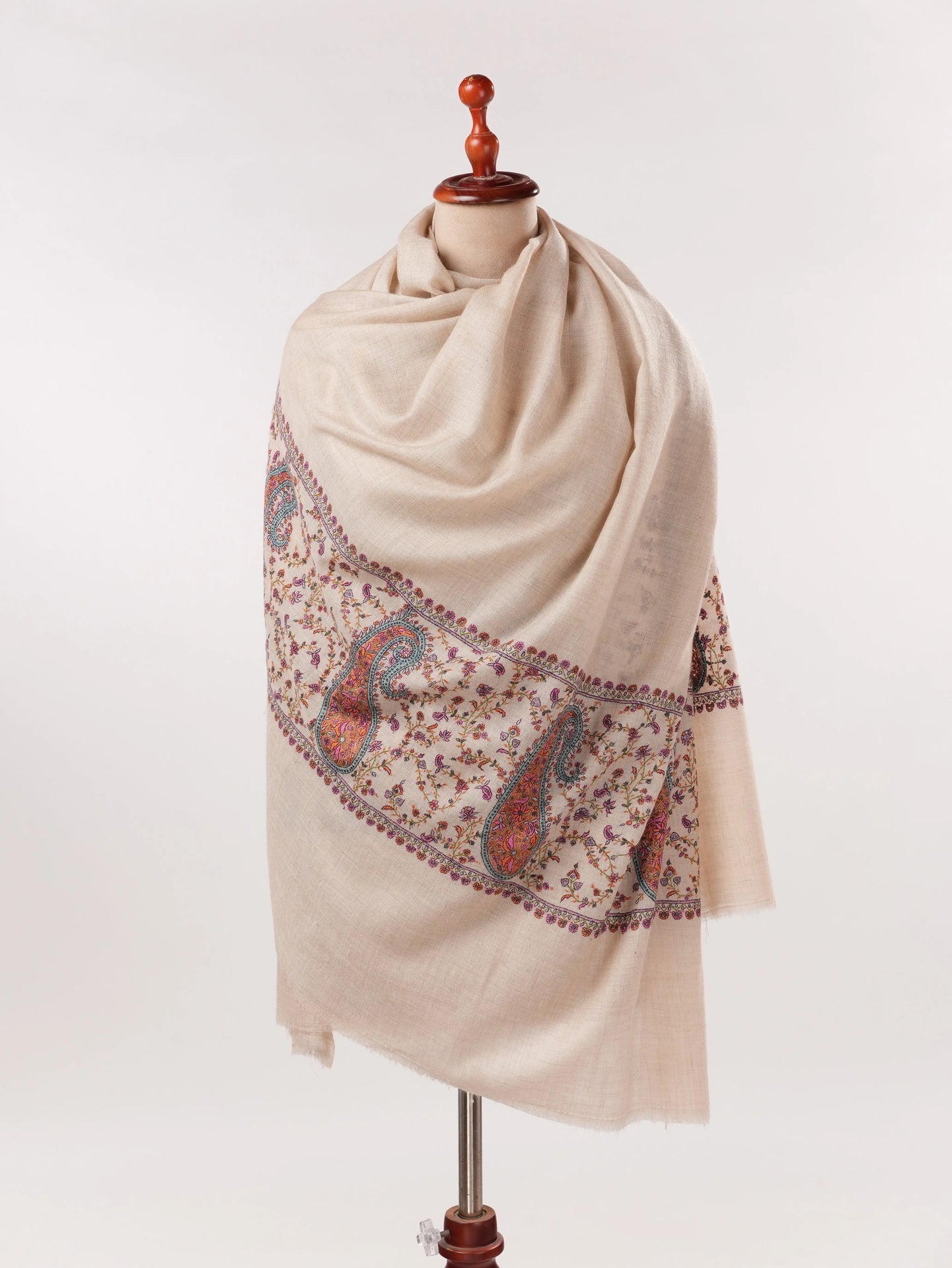 Natural White Pure Pashmina Shawl with Sozni Palldar Embroidery Shahkaar.com