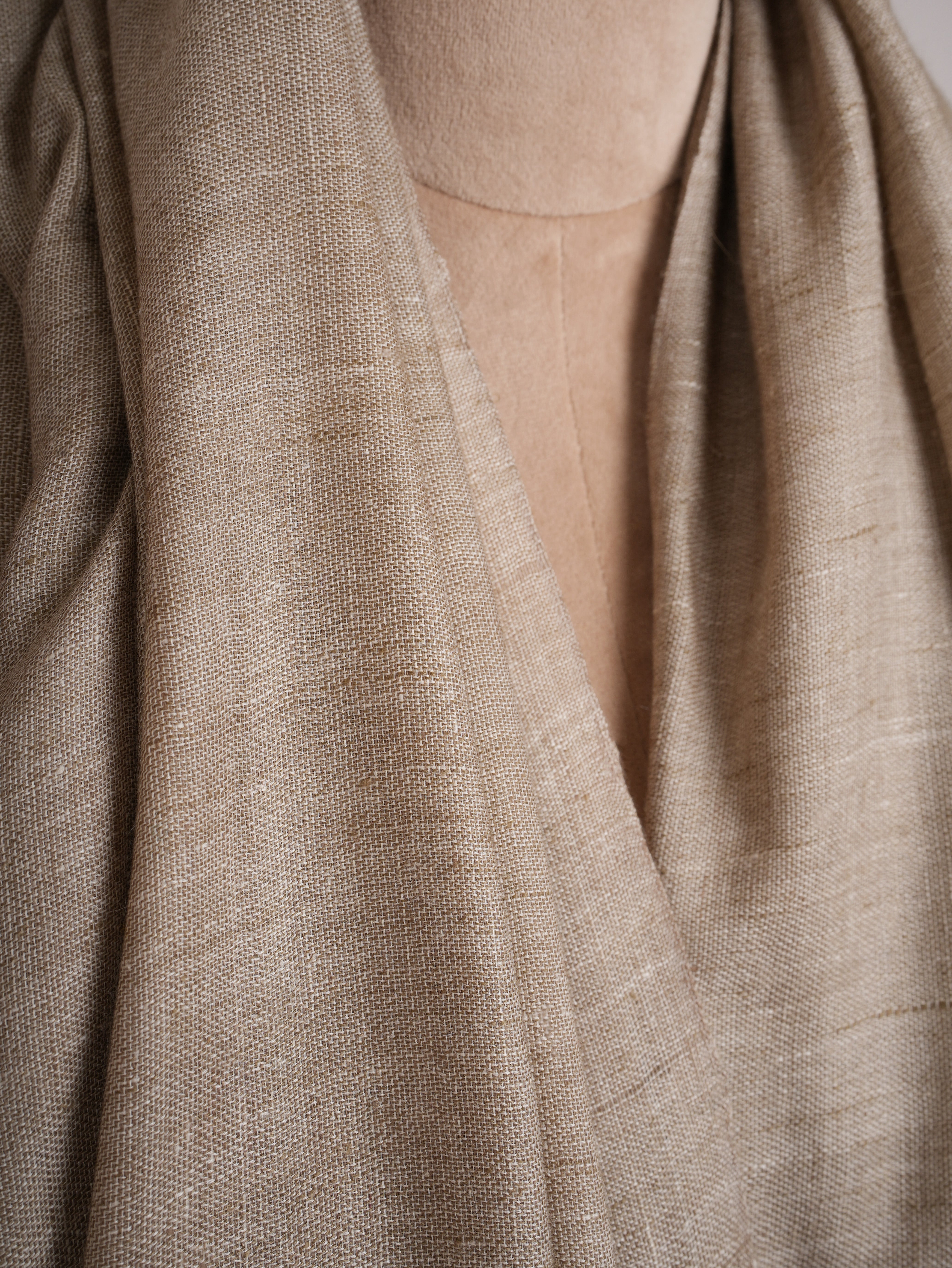 Featherlight Handwoven Kashmiri Pashmina Shawl