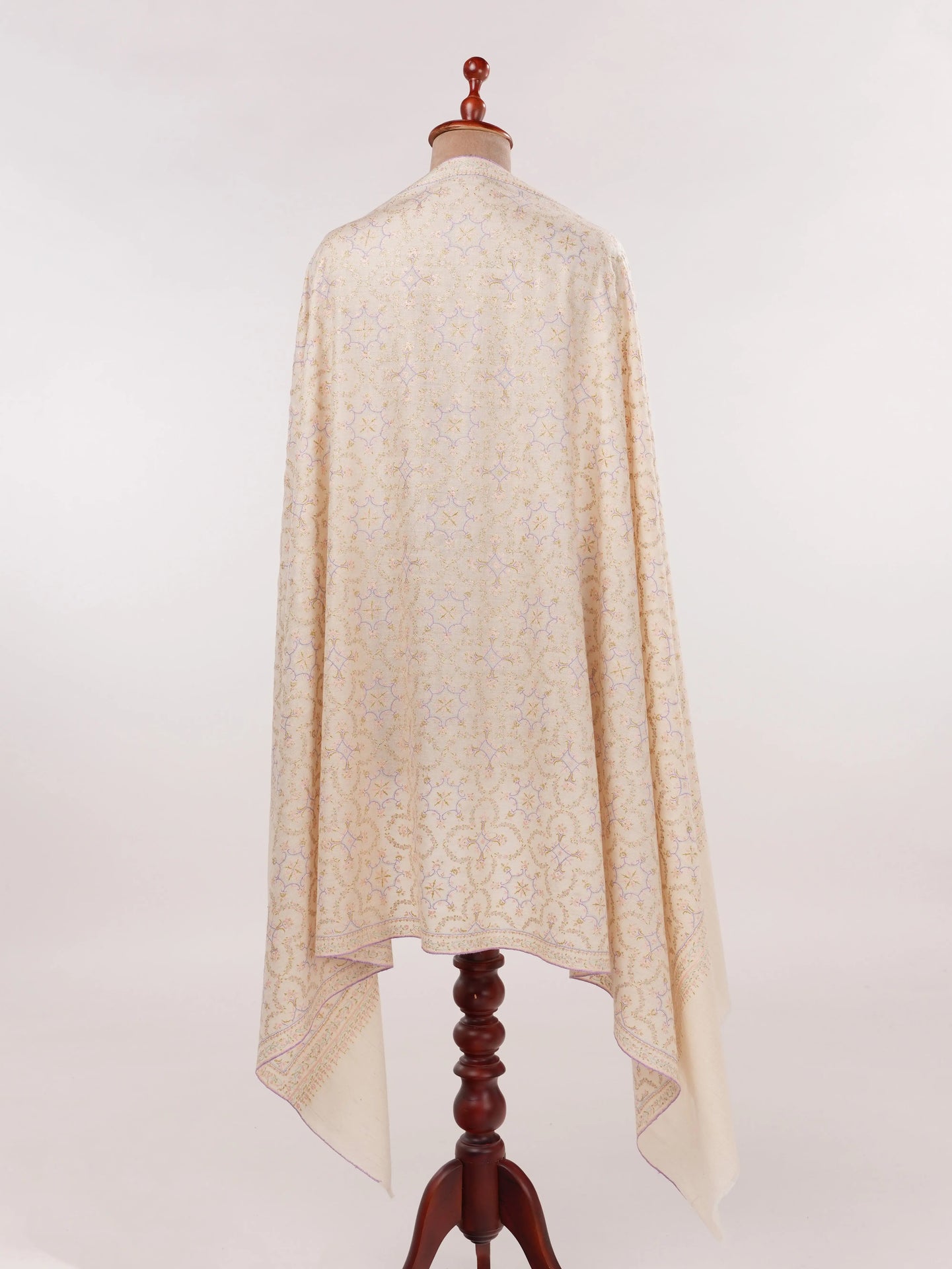 Jali Mulberry SIlk Embroidered Kashmiri Pashmina Shawl in Natural Offwhite Shahkaar.com