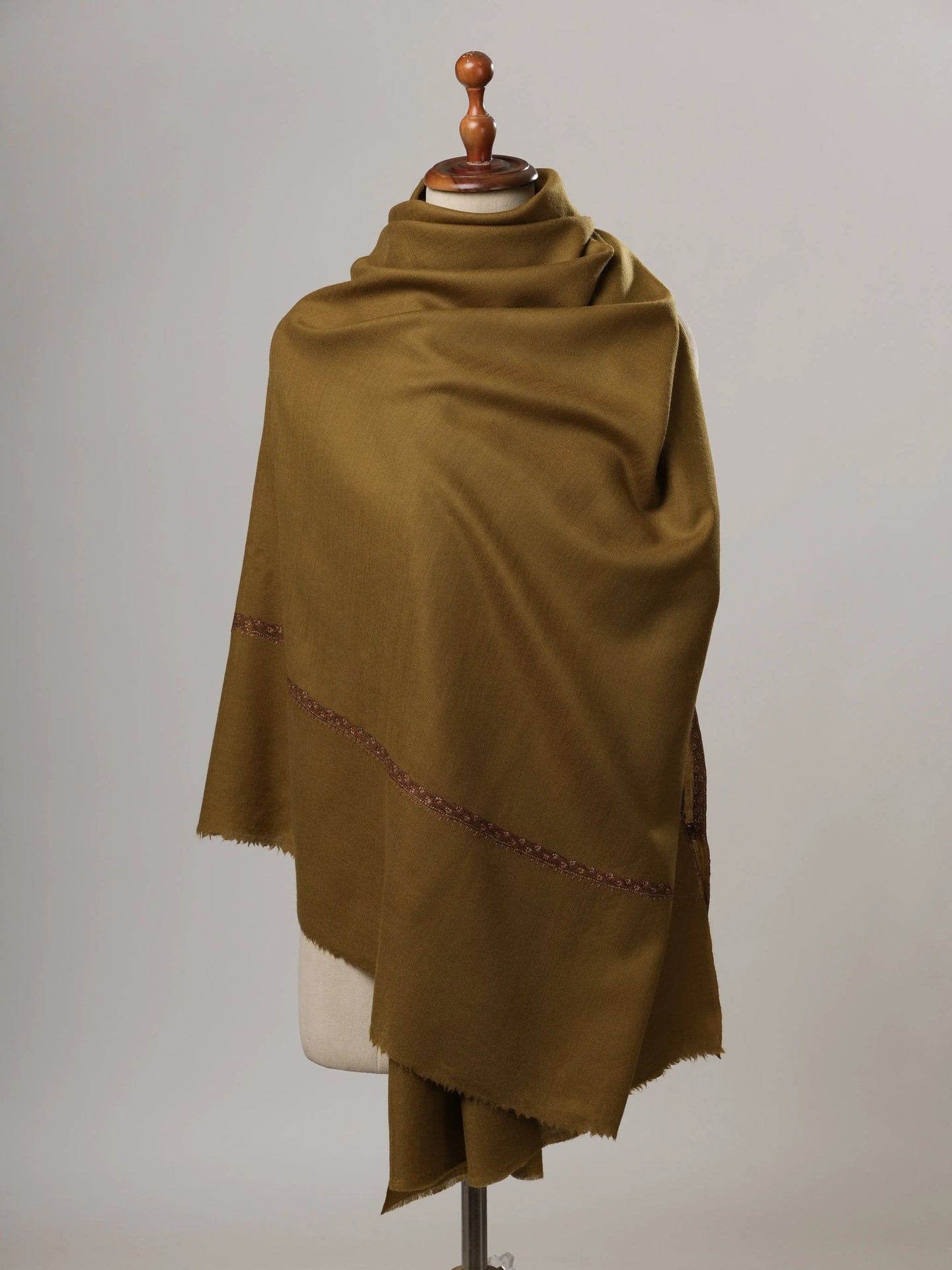 Bail Hand Embroidered Fine Wool Indian Shawl Shahkaar