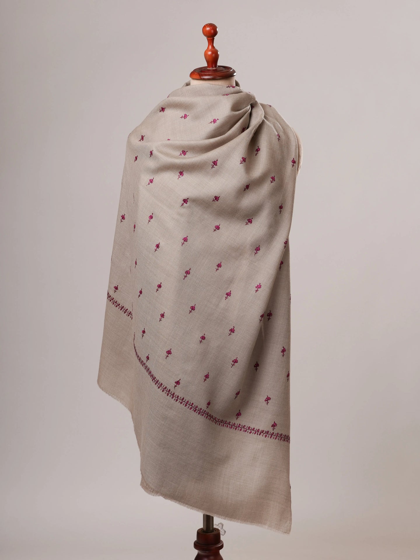 Grey Machie Booti Hand Embroidered Fine Wool Shawl Shahkaar