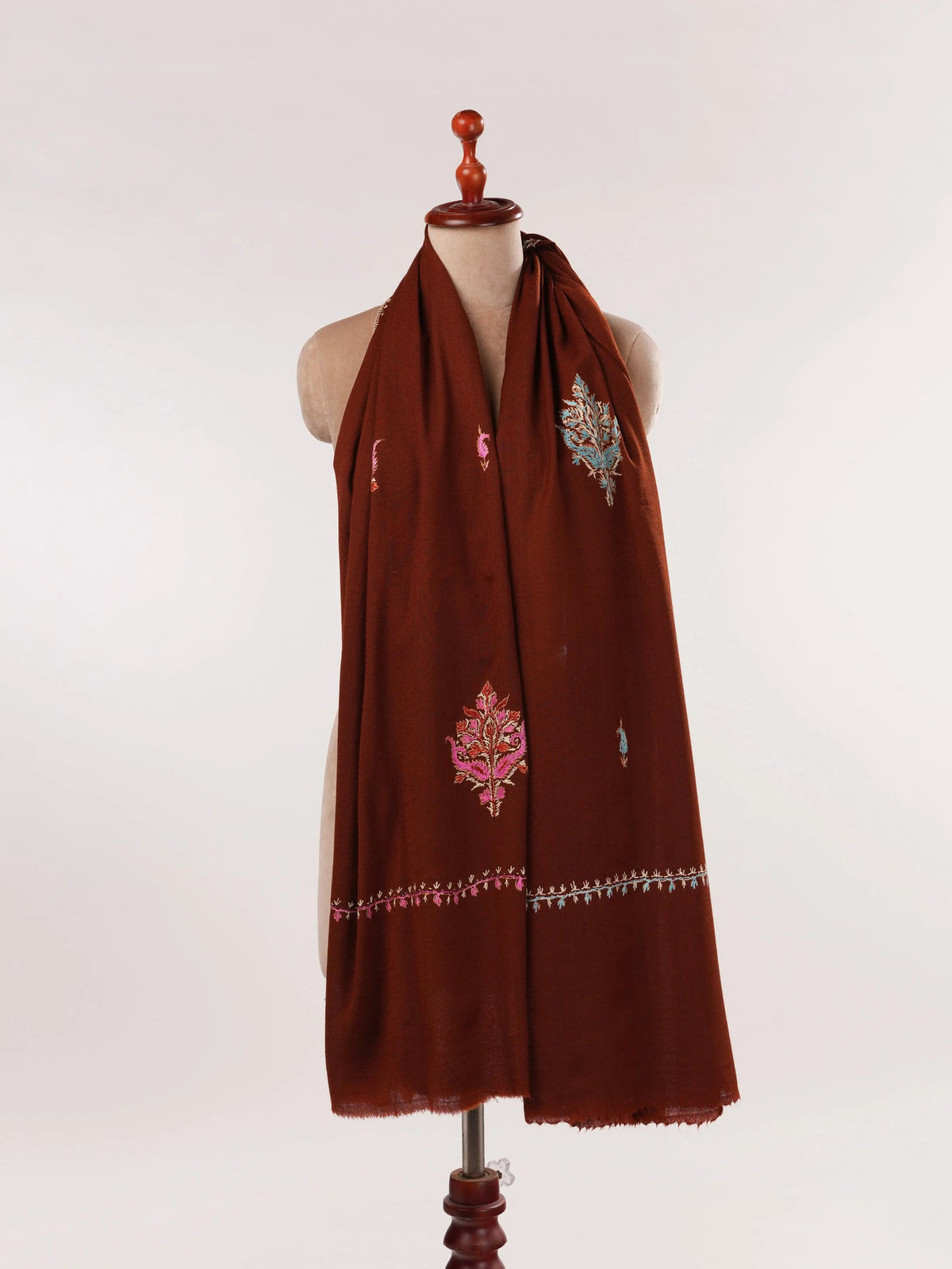 Maroon Fine Wool Kashmiri Shawl with Aksi Buteh Hand Sozni Embroidery Shahkaar.com