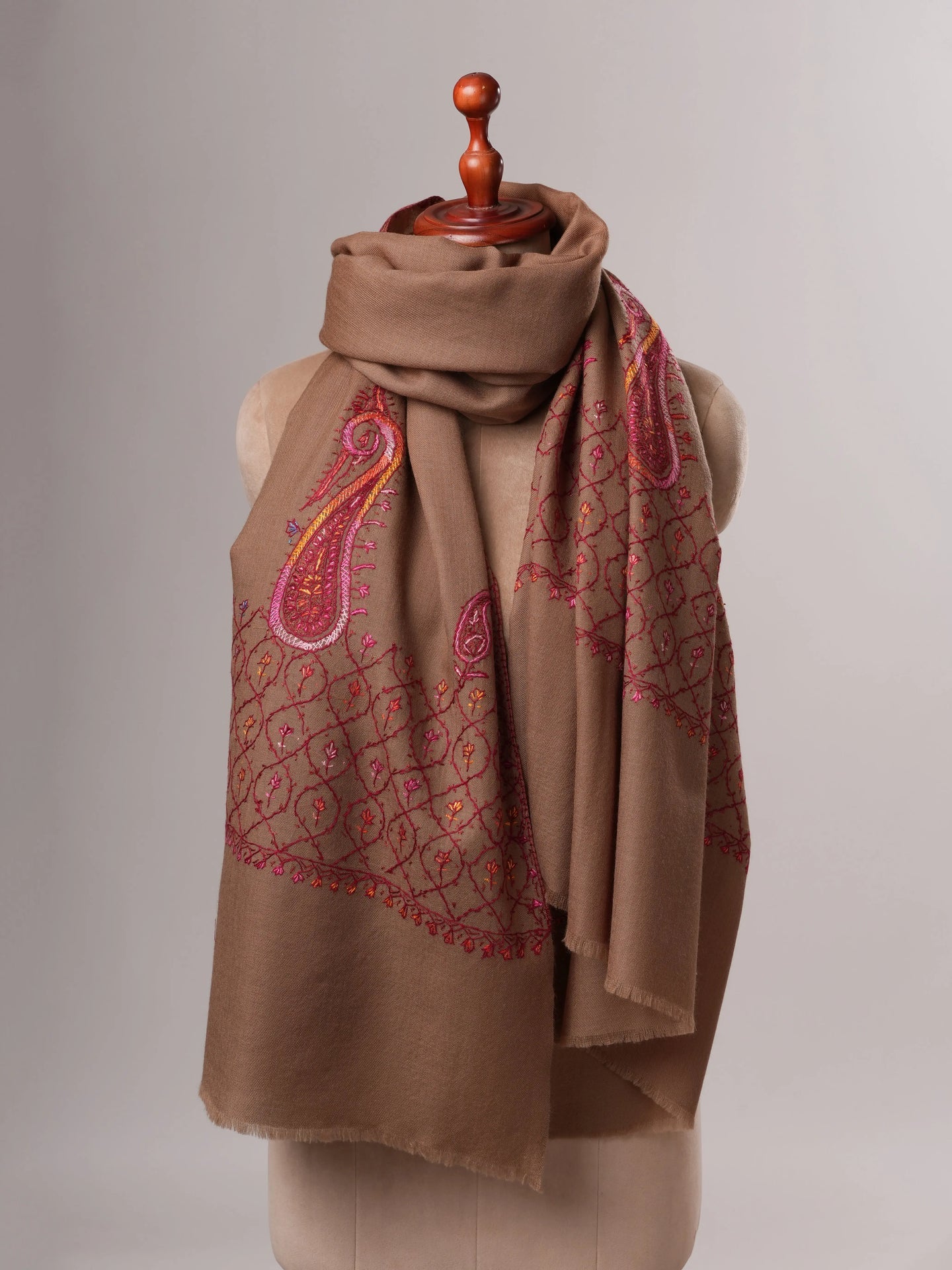 Fine Wool Shawl with Hand Embroidered Palla Motifs Shahkaar