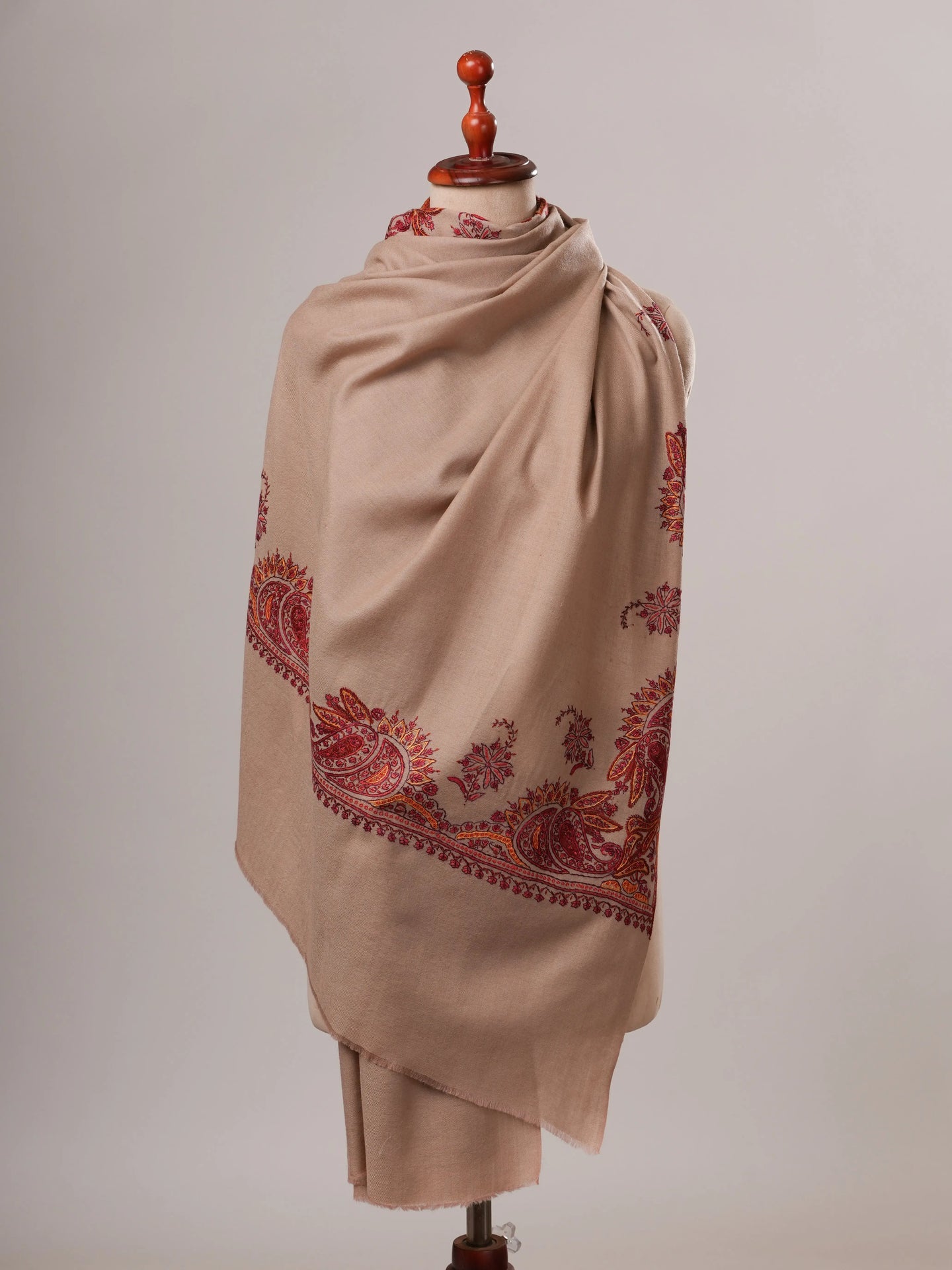 Beige Hand Embroidered Daurdar Fine Wool Shawl Shahkaar