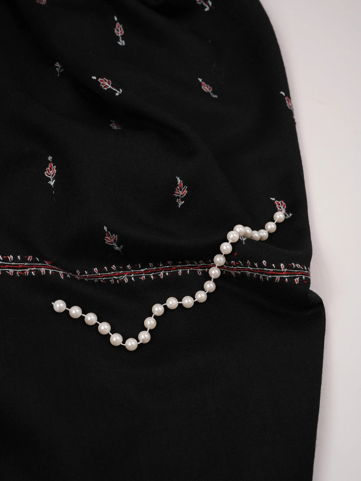 Buteh Hand Sozni Embroidered Black Kashmiri Fine Wool Shawl Shahkaar.com