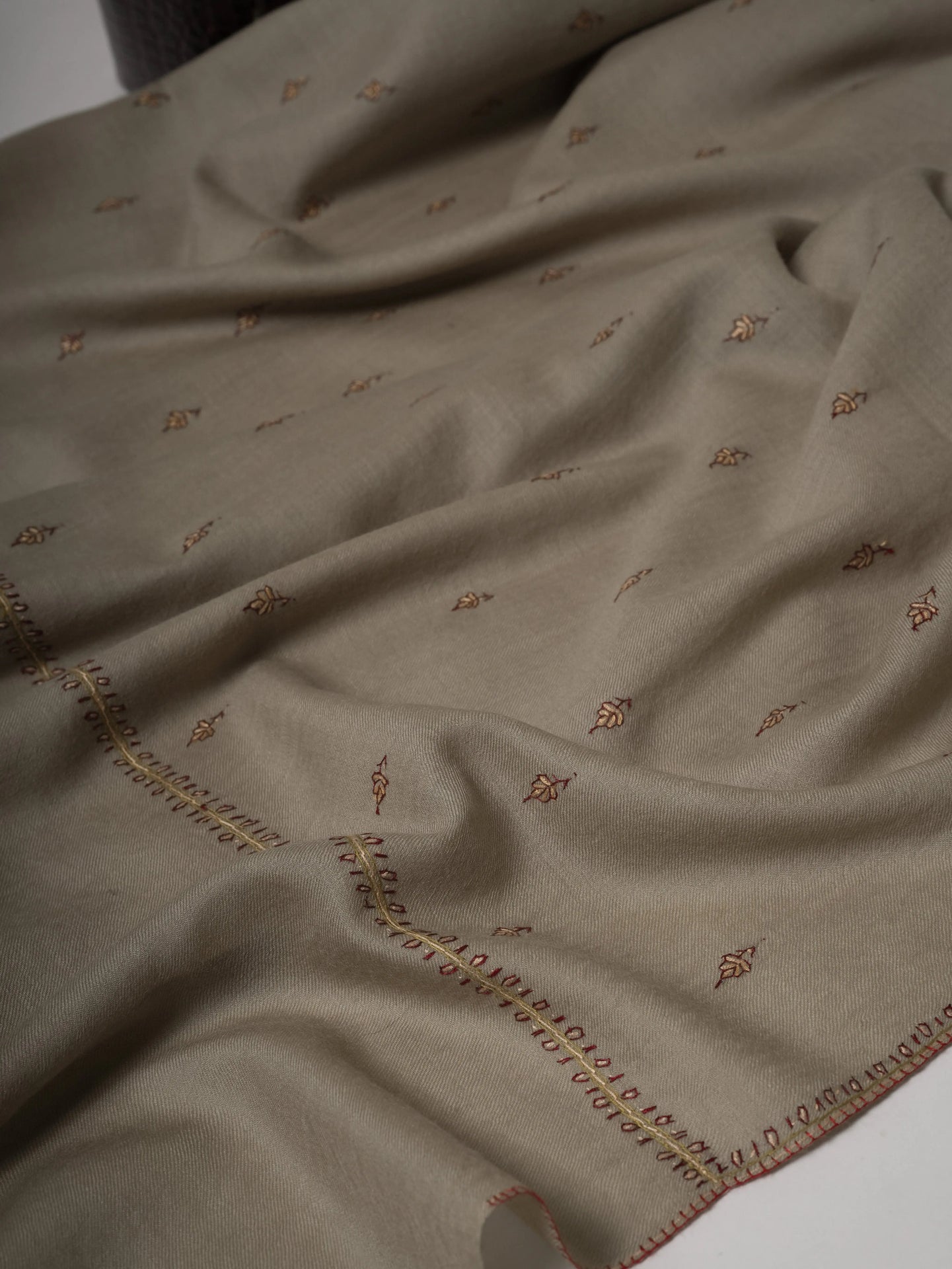 Fine Wool Shawl with Machie Booti Hand Embroidery Shahkaar