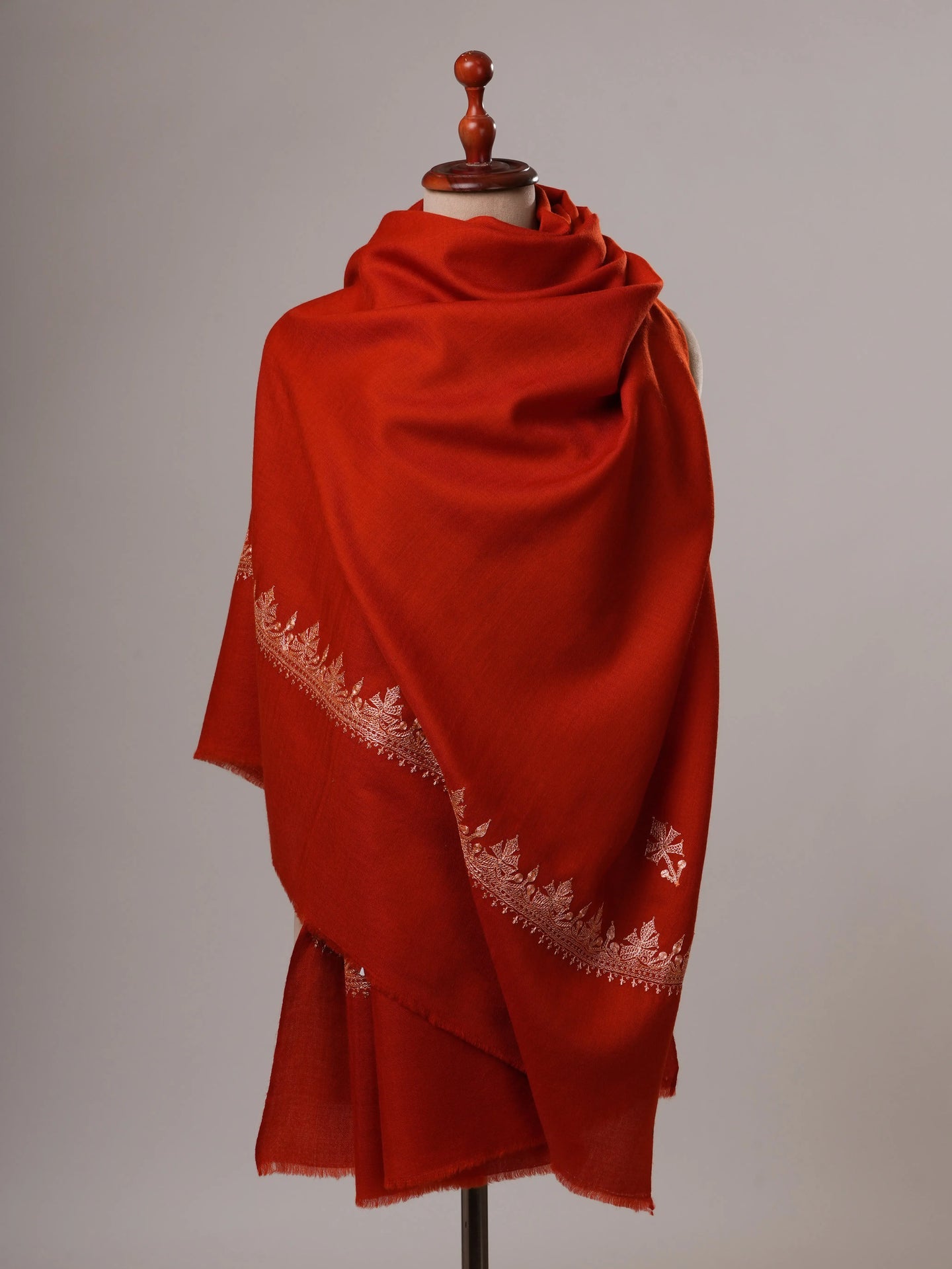Hashia Tilla Hand Embroidered Fine Wool Kashmiri Shawl Shahkaar