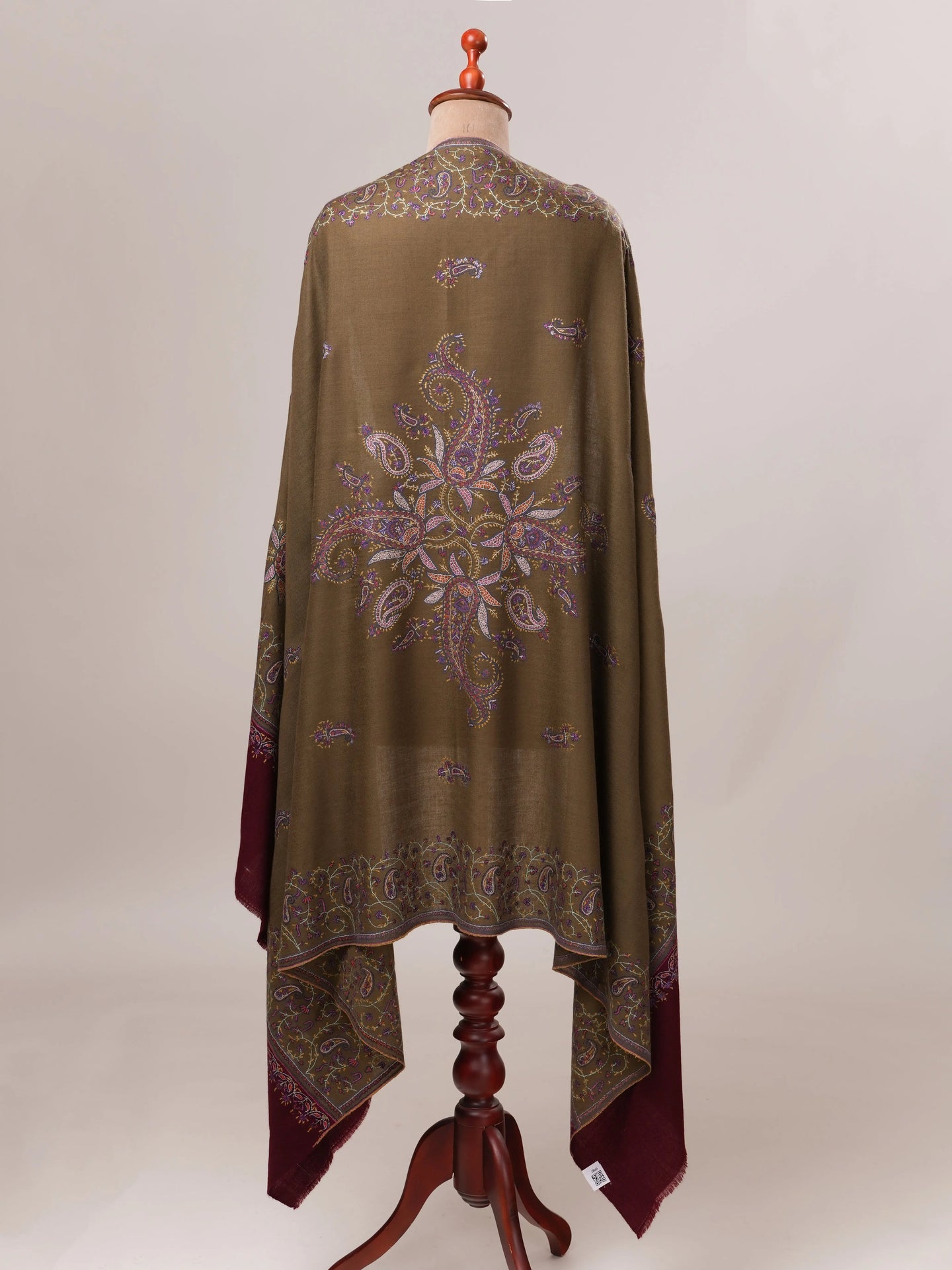 Pure Pashmina Shawl with Delicate Sozni Hand Embroidery Shahkaar.com