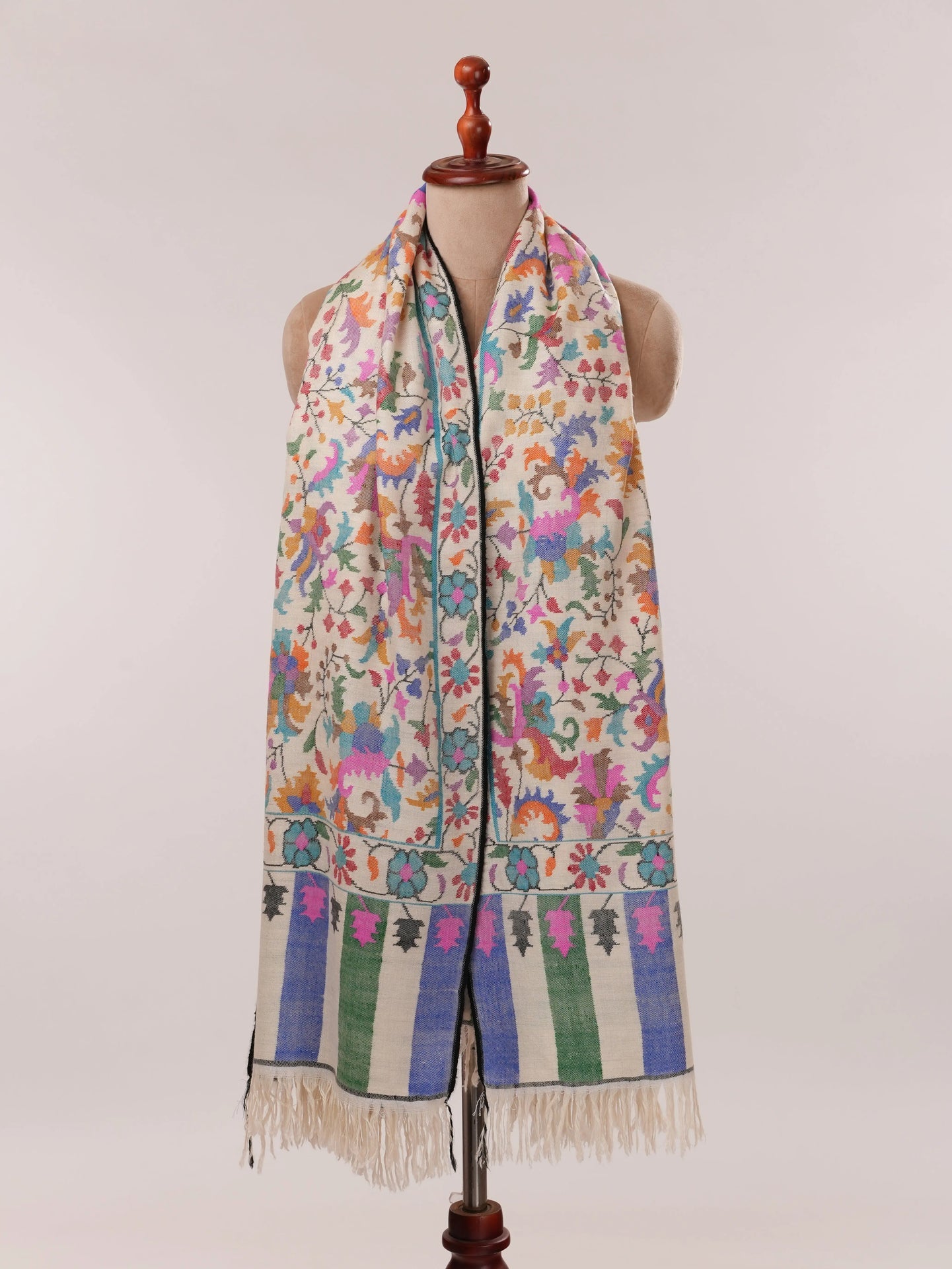 Natural White Floral Handwoven Kani Pashmina Shawl Shahkaar.com