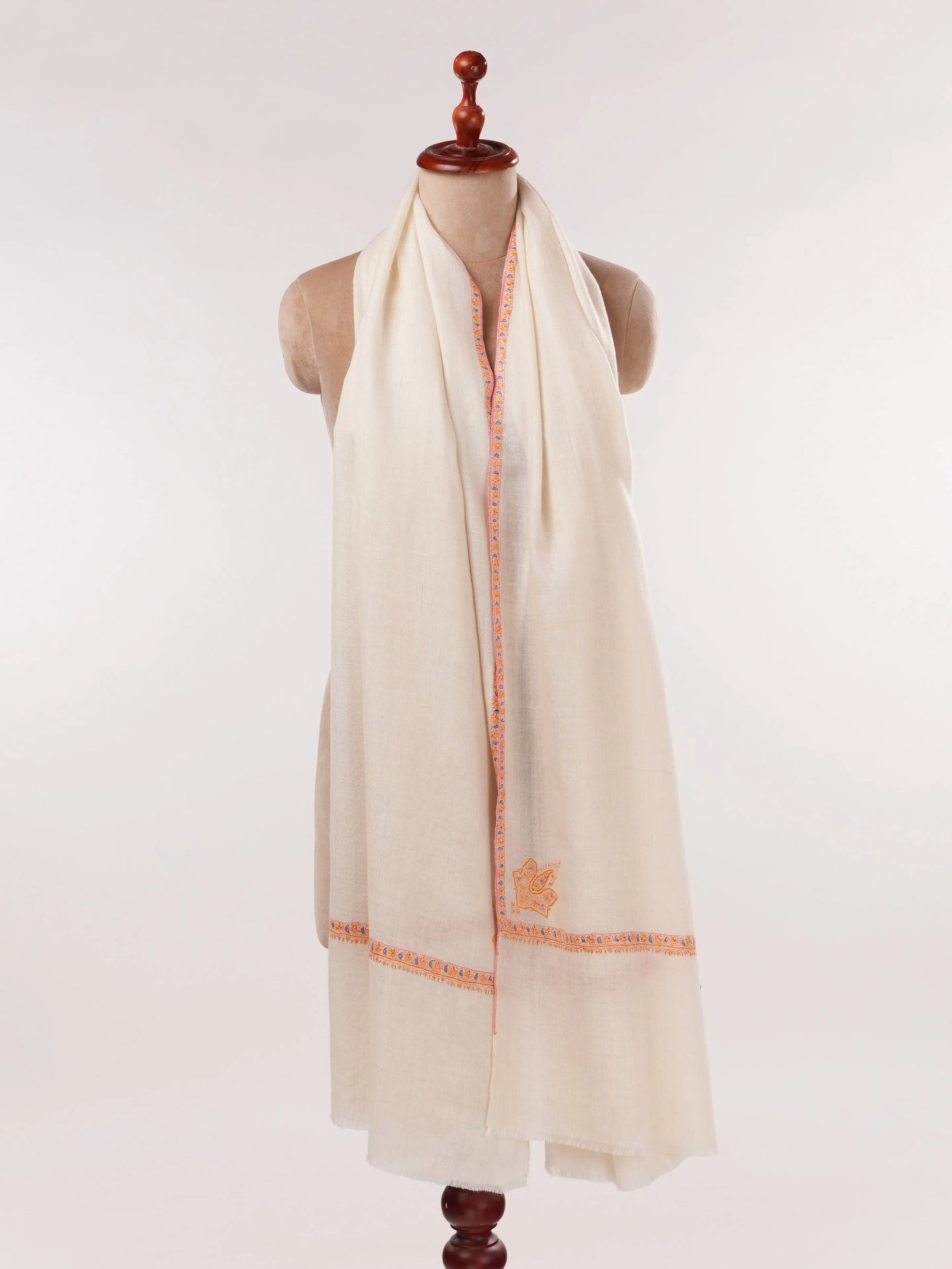 Handwoven Off White Pashmina Shawl with Baildar Hand Embroidery Shahkaar.com