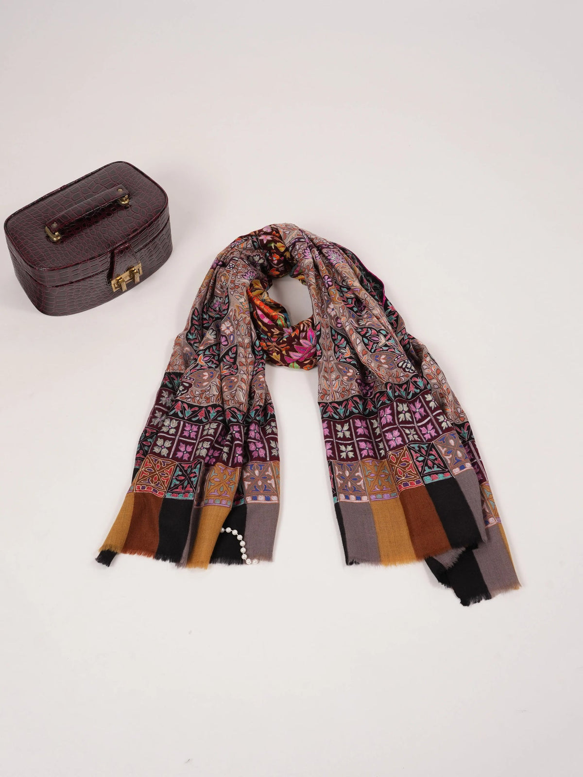 Finest Handwoven Pashmina Shawl with Hand Kalamkari Embroidery Shahkaar.com