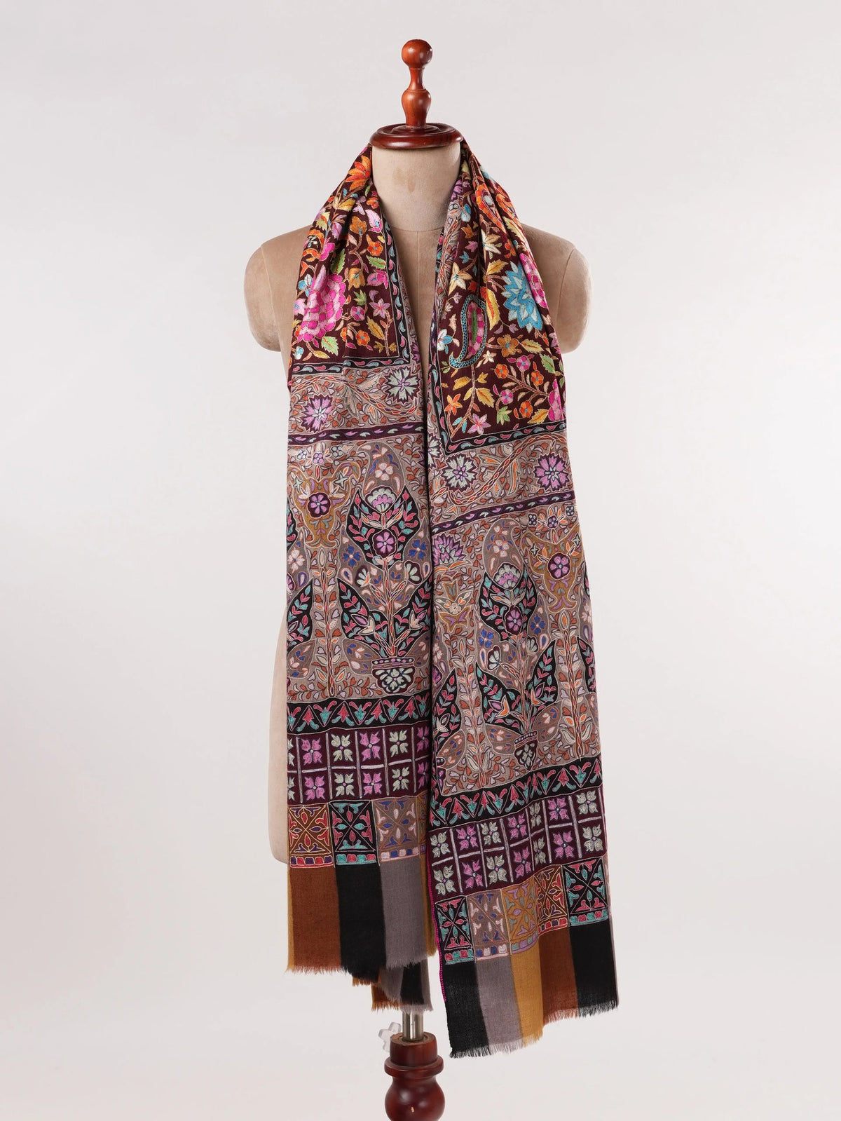 Finest Handwoven Pashmina Shawl with Hand Kalamkari Embroidery Shahkaar.com