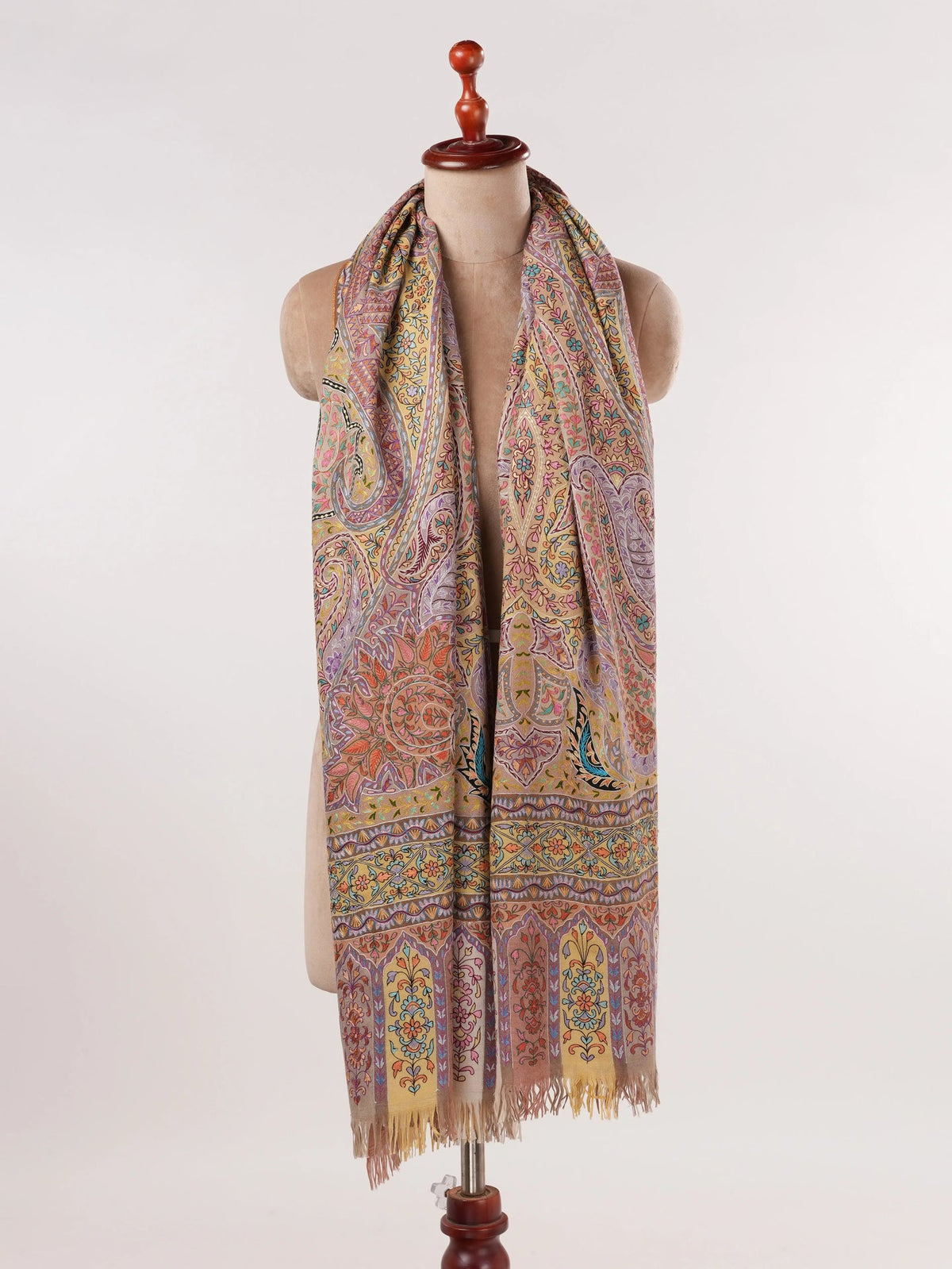 Elegant Handwoven Pashmina Shawl with Kalamkari Hand Embroidery Shahkaar.com