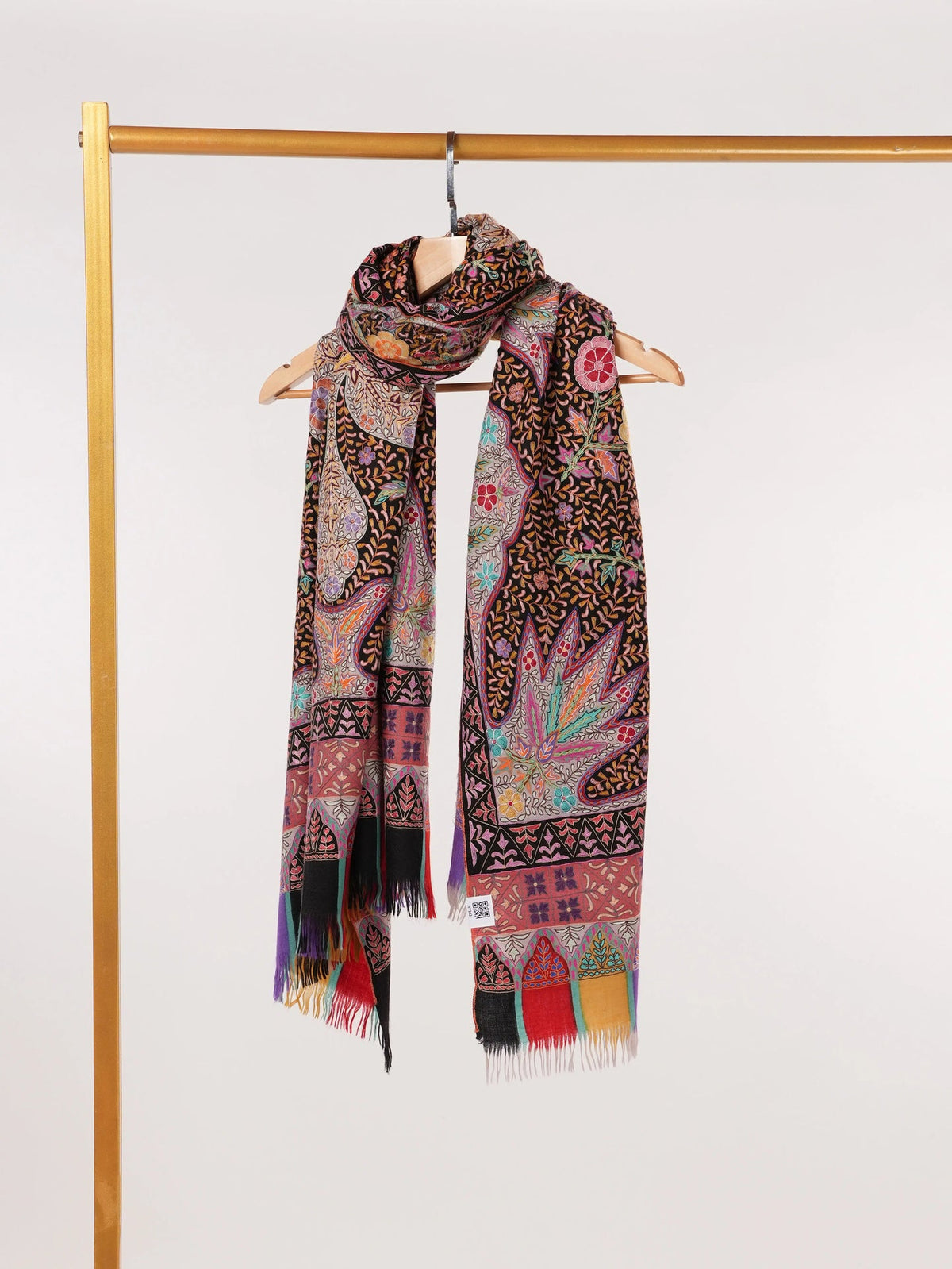Handwoven Pashmina Shawl with Kalamkari Hand Embroidery Shahkaar.com