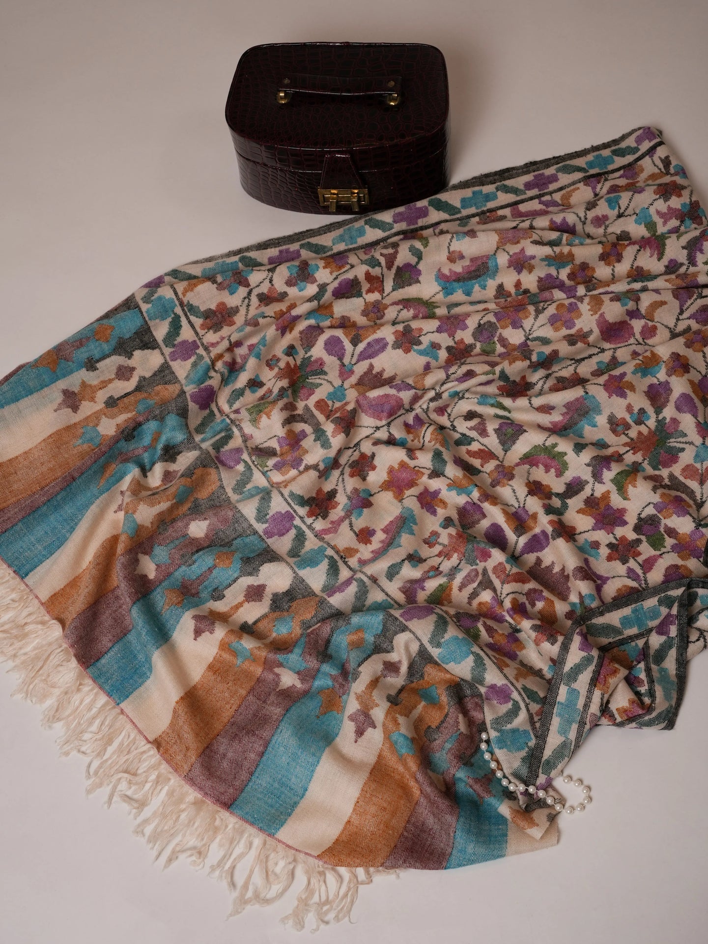 Handspun Handwoven Kani Pashmina Indian Shawl Shahkaar Global