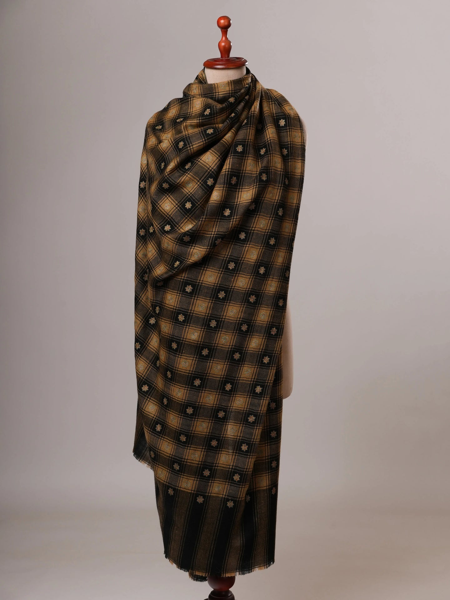 Oversized Indian Pashmina Shawl with Buteh Hand Embroidery Shahkaar