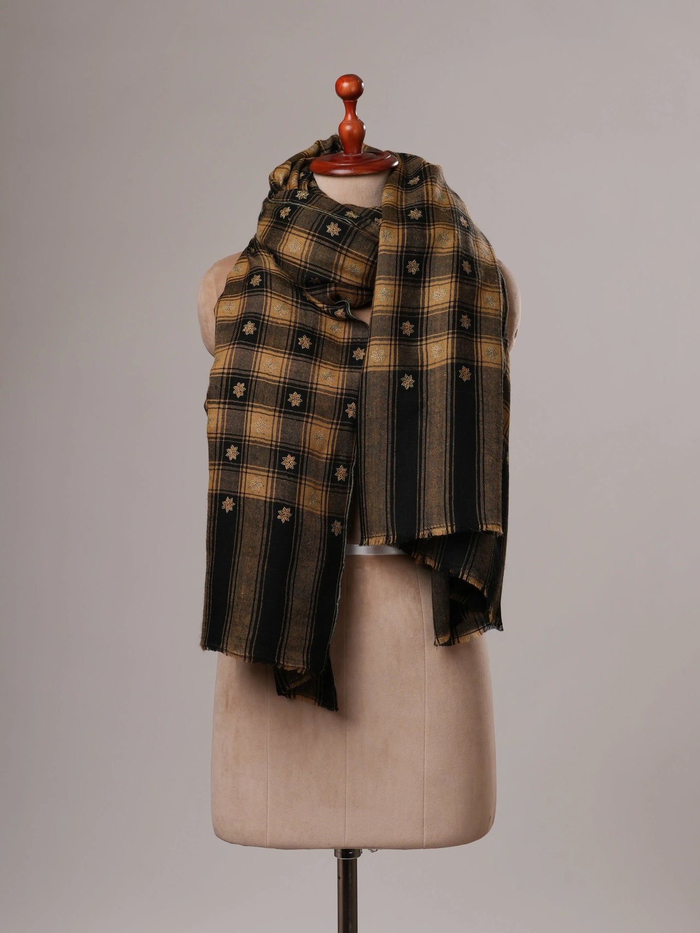 Oversized Indian Pashmina Shawl with Buteh Hand Embroidery Shahkaar