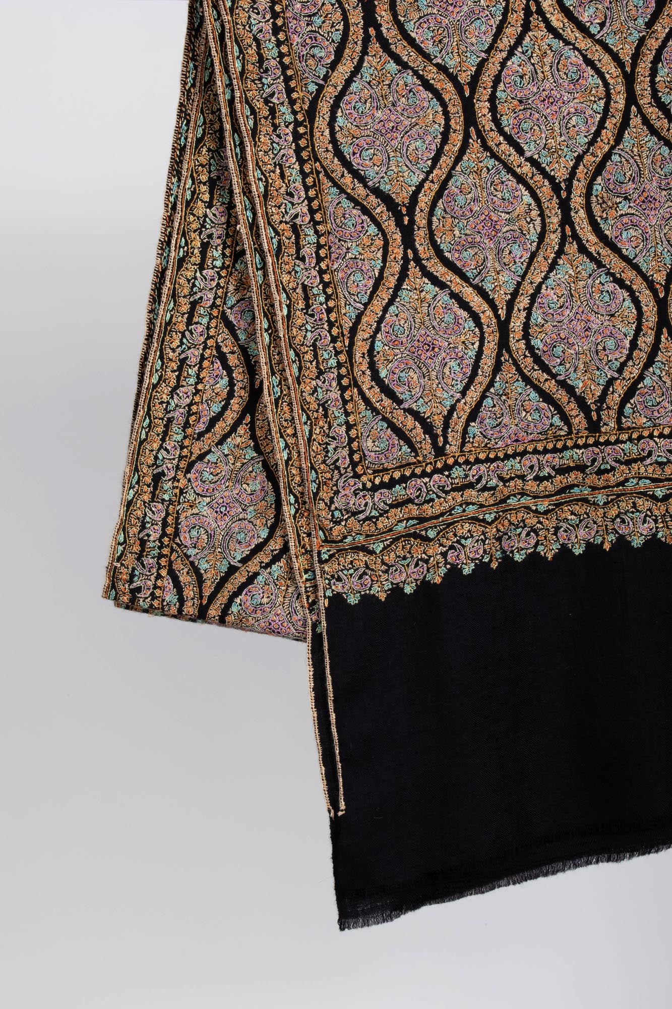Châle de pashmina artistique noire - Breda