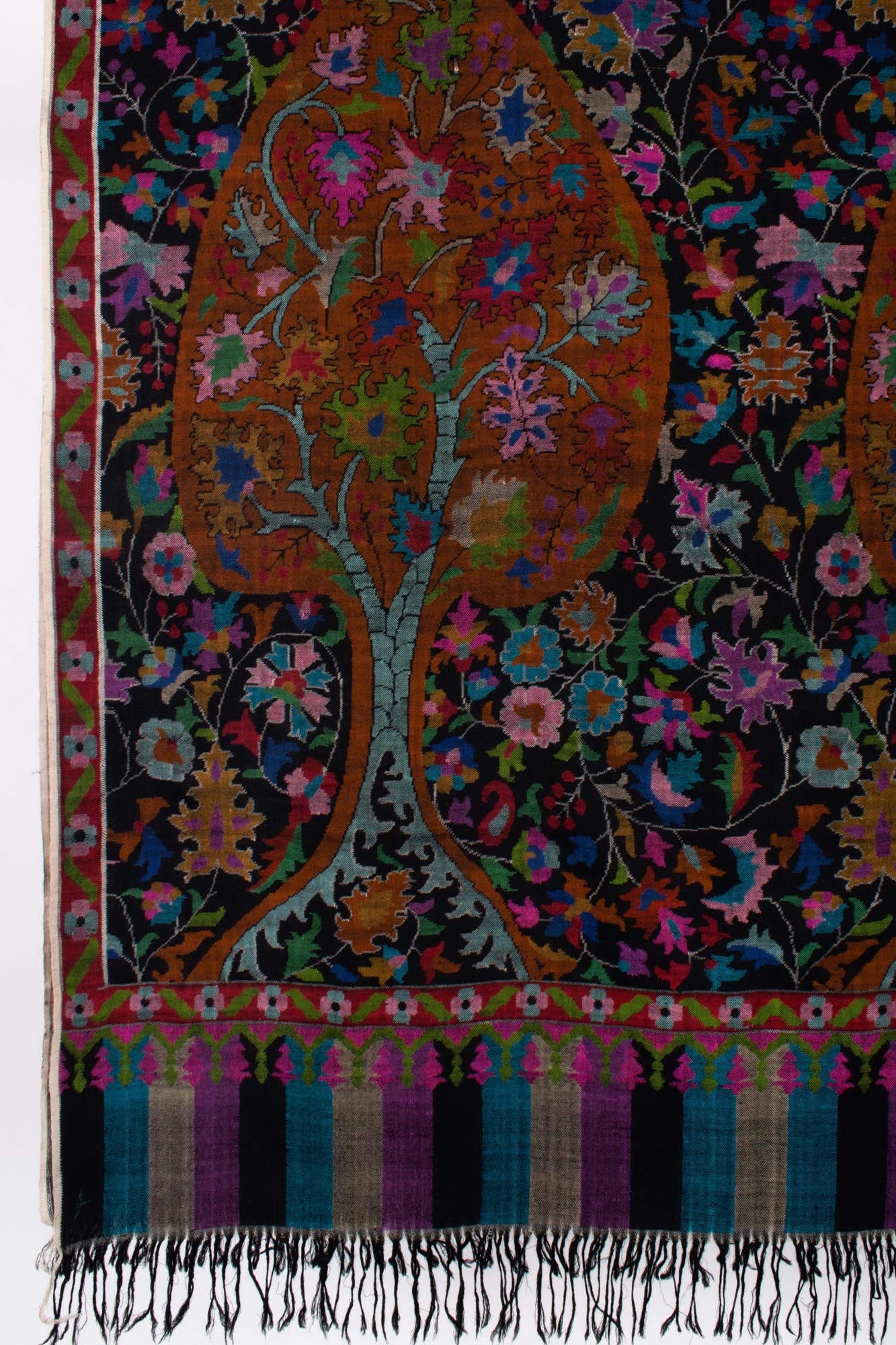 Châle de pashmina Kani Black à la main - éblouir