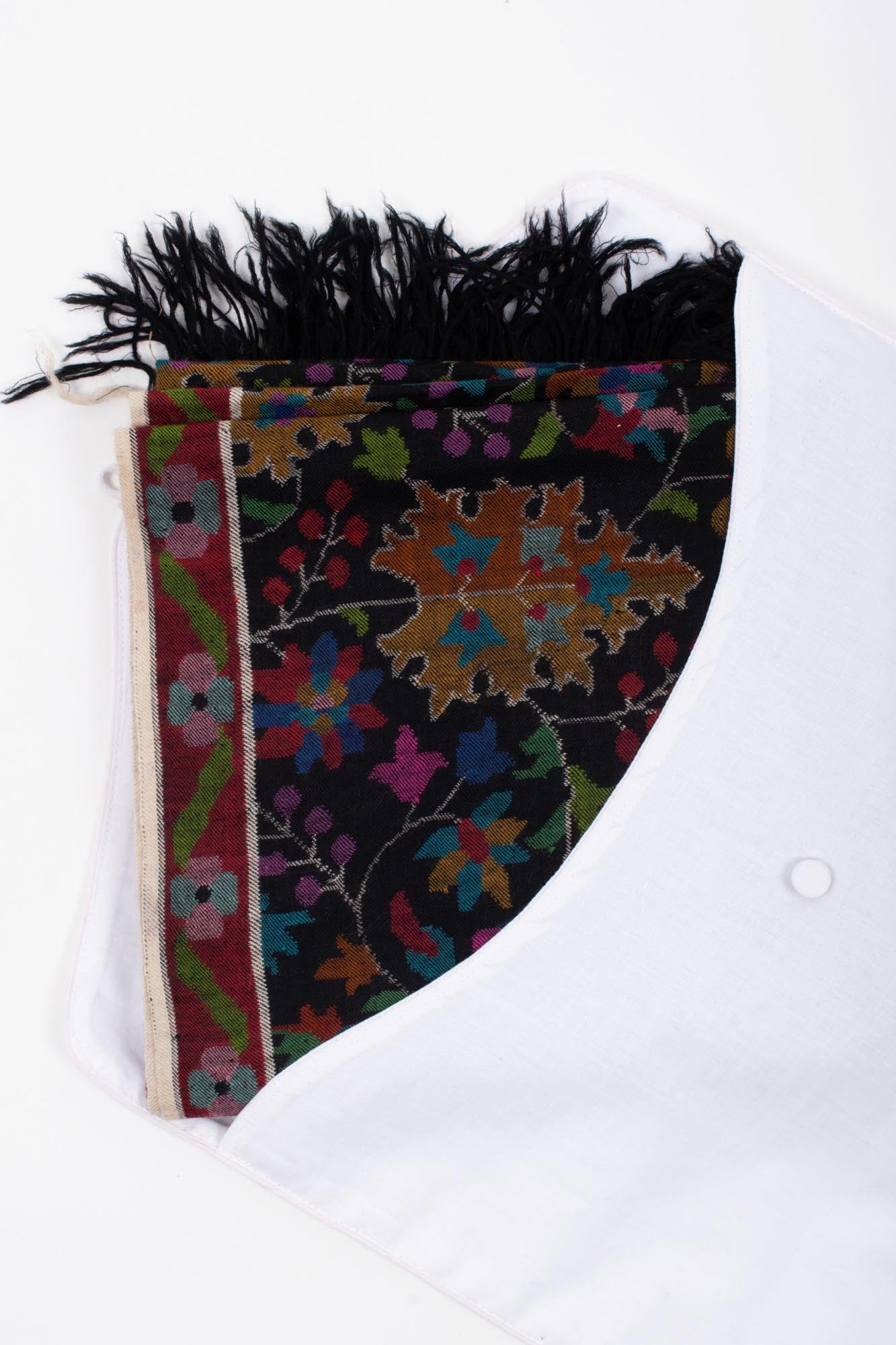 Châle de pashmina Kani Black à la main - éblouir