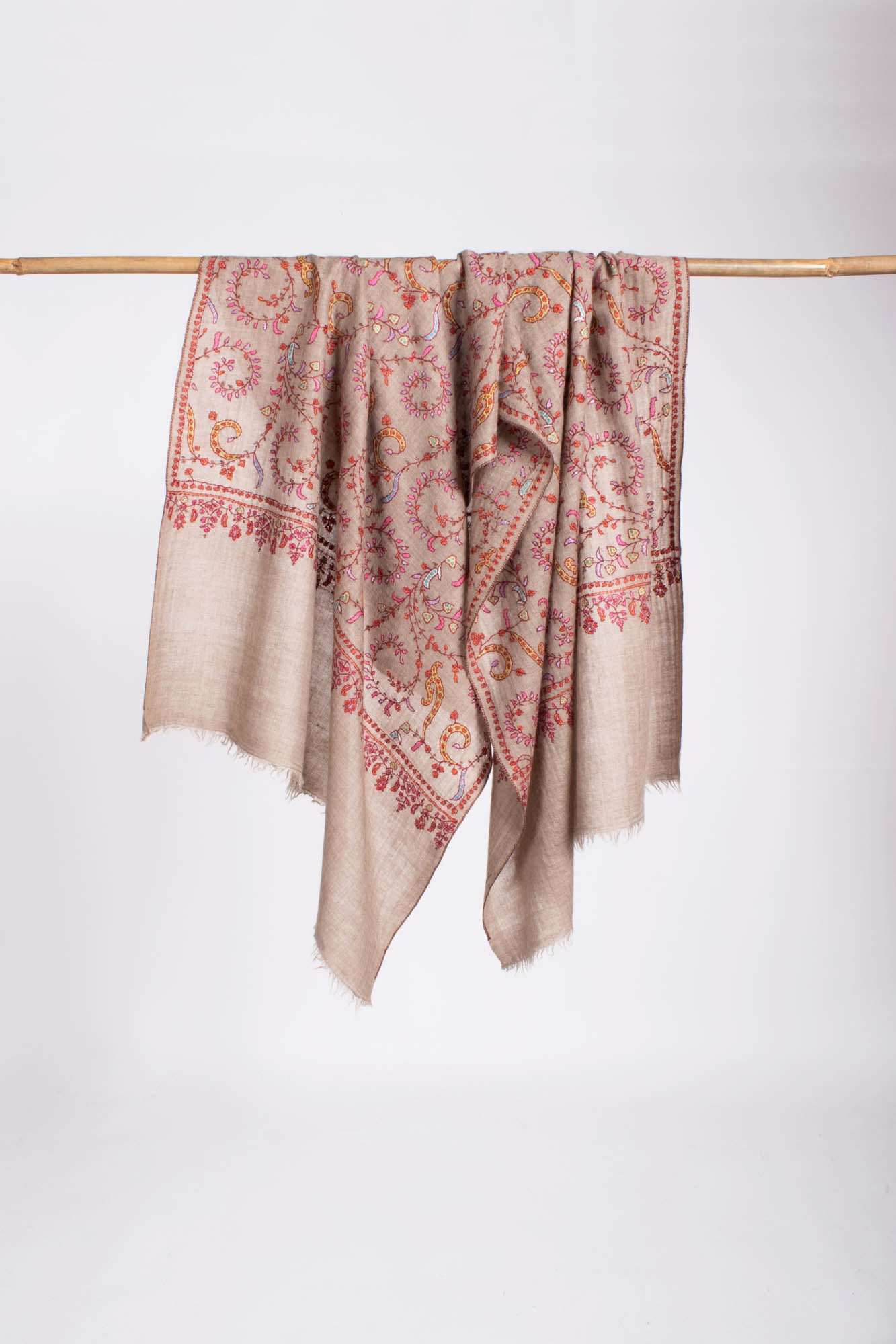 Sciarpa in cashmere grigia fatta a mano - TOMBSTONE