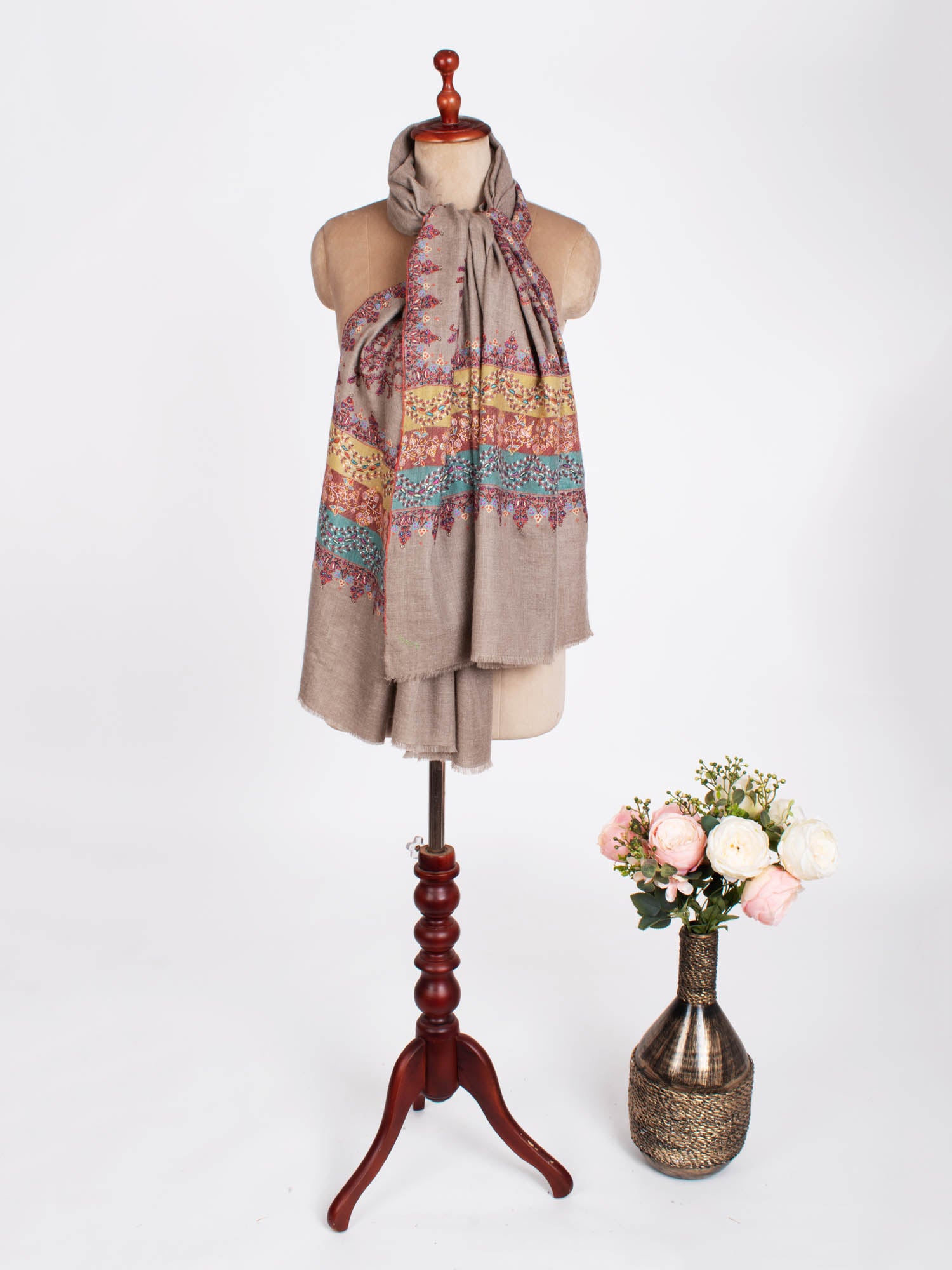 Scialle Pashmina indiano ricamato Palladar grigio - OCEANSIDE