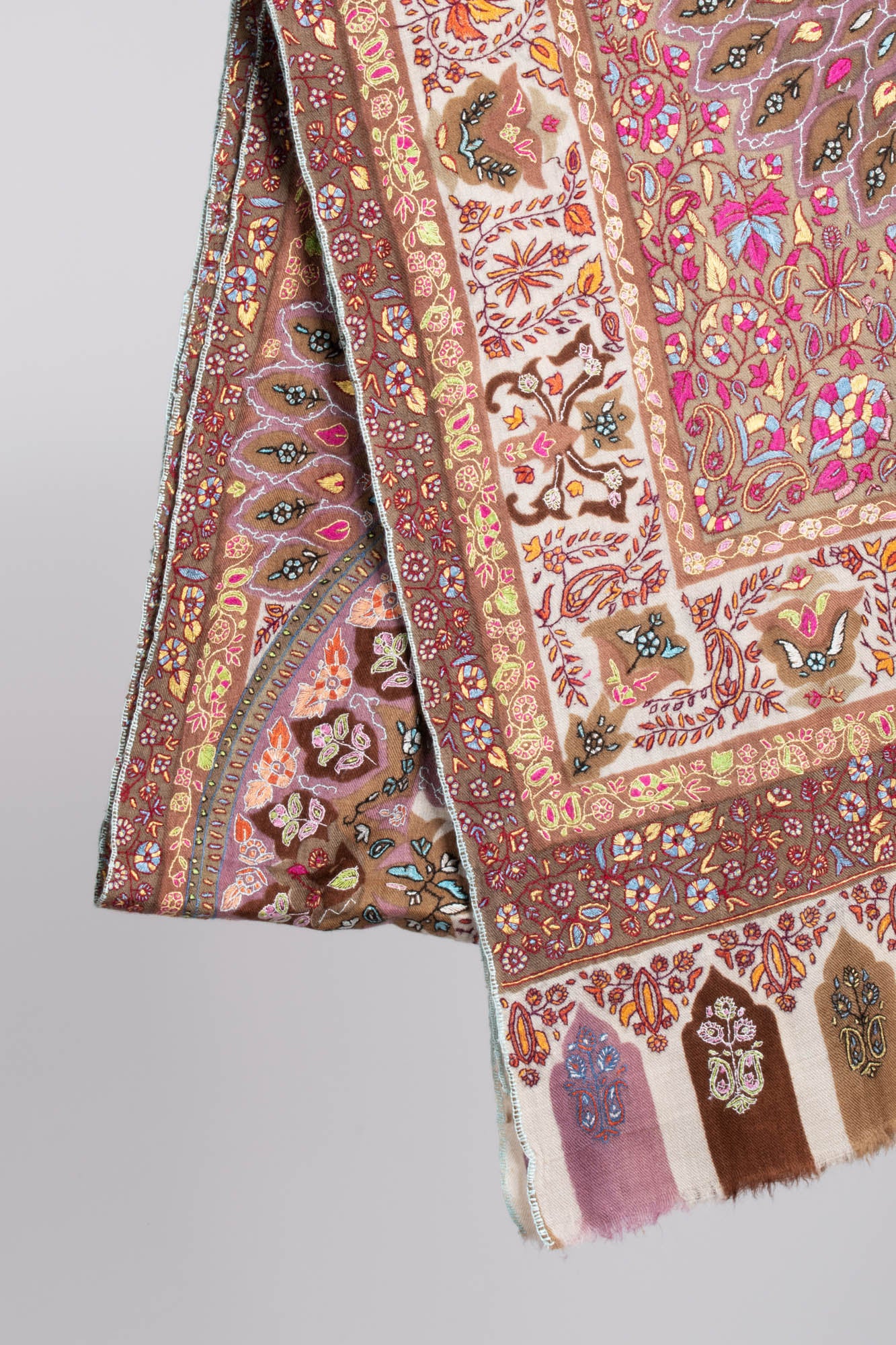 Châle Pashmina de mariée brodé à la main