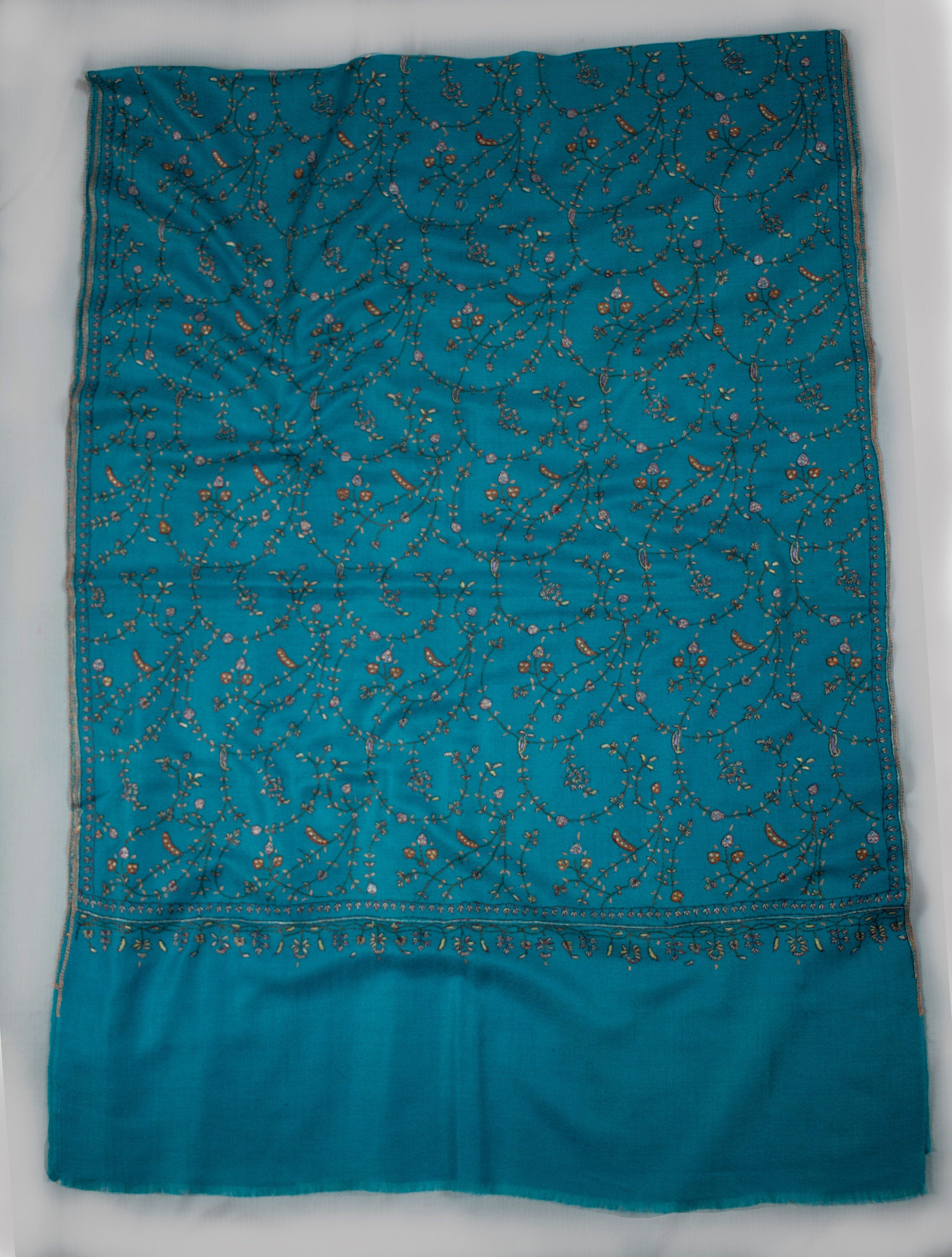 Sozni Schal aus reinem Pashmina/Kaschmir, Jali, handgewebt auf einem Handwebstuhl und handgestickt in Kaschmir, Luxus, Meisterwerk, König der Wolle