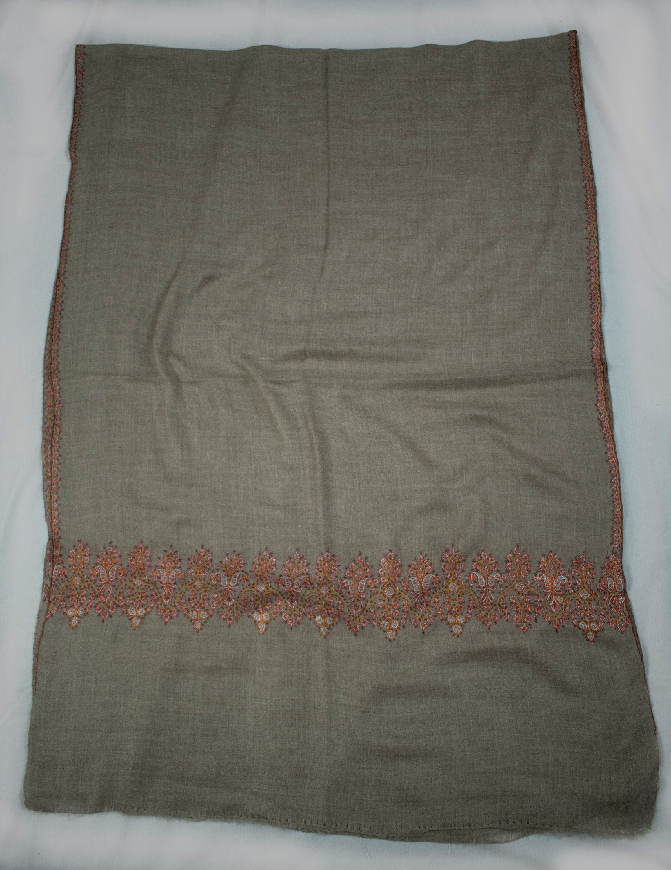 米色边界苏地区纯Pashmina/Cashmere围巾包裹jali,手工编织的手工编织和手工绣在克什米尔,杰作,羊毛之王