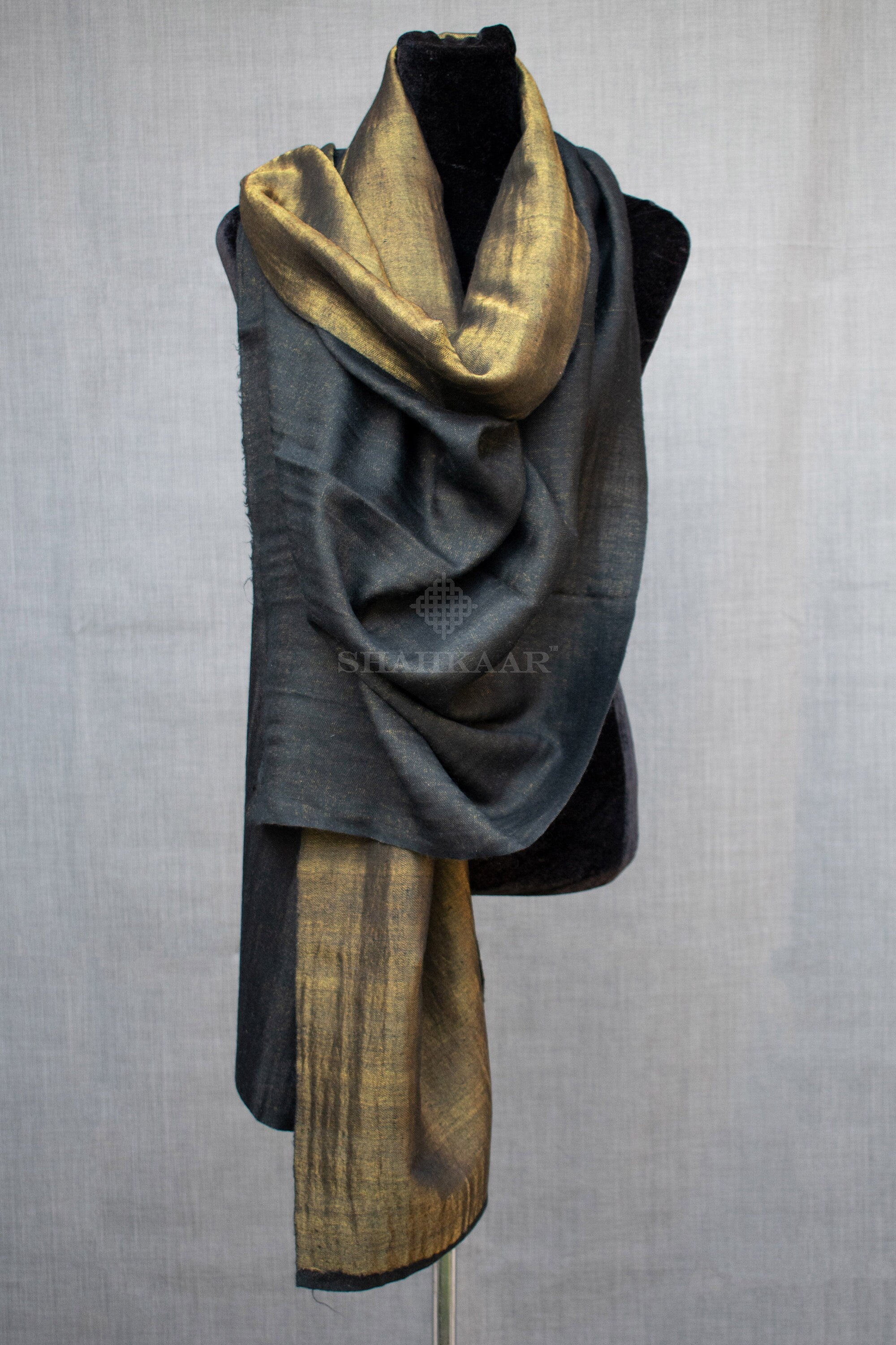 Sciarpa Zari in pura pashmina cashmere metallizzata a doppia tonalità (reversibile), tessuta a mano