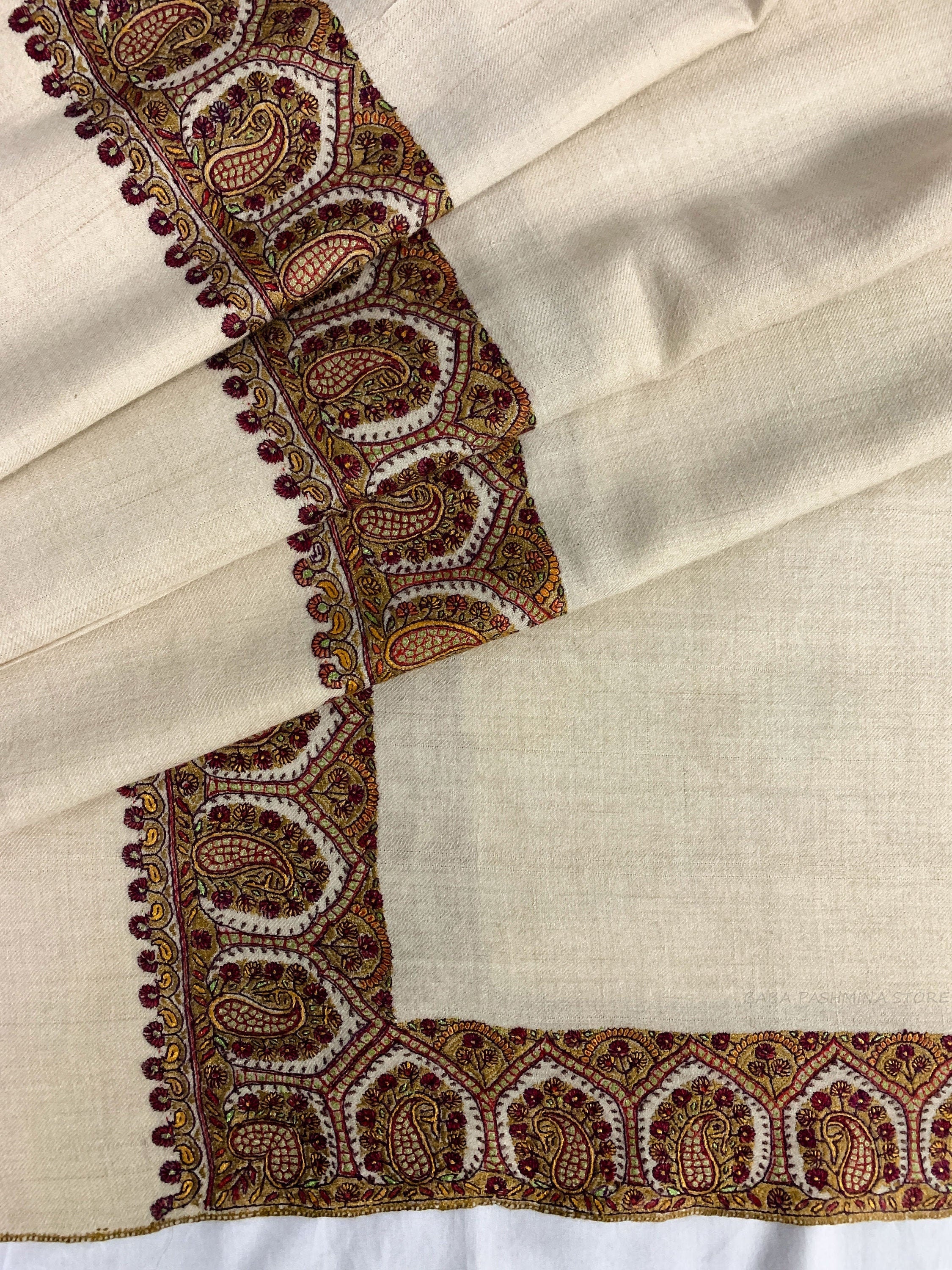 Châle de broderie à la main Pure Pashmina naturel fabriqué au Cachemire, tissé à la main