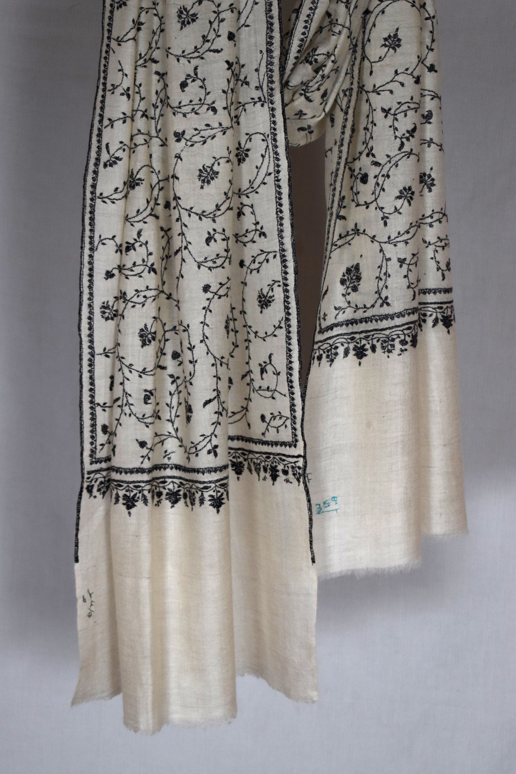 单色Sozni Pure Pashmina/Cashmere Scarf Wrap Jali,手工编织的手工织机和手工绣在克什米尔,豪华,杰作。