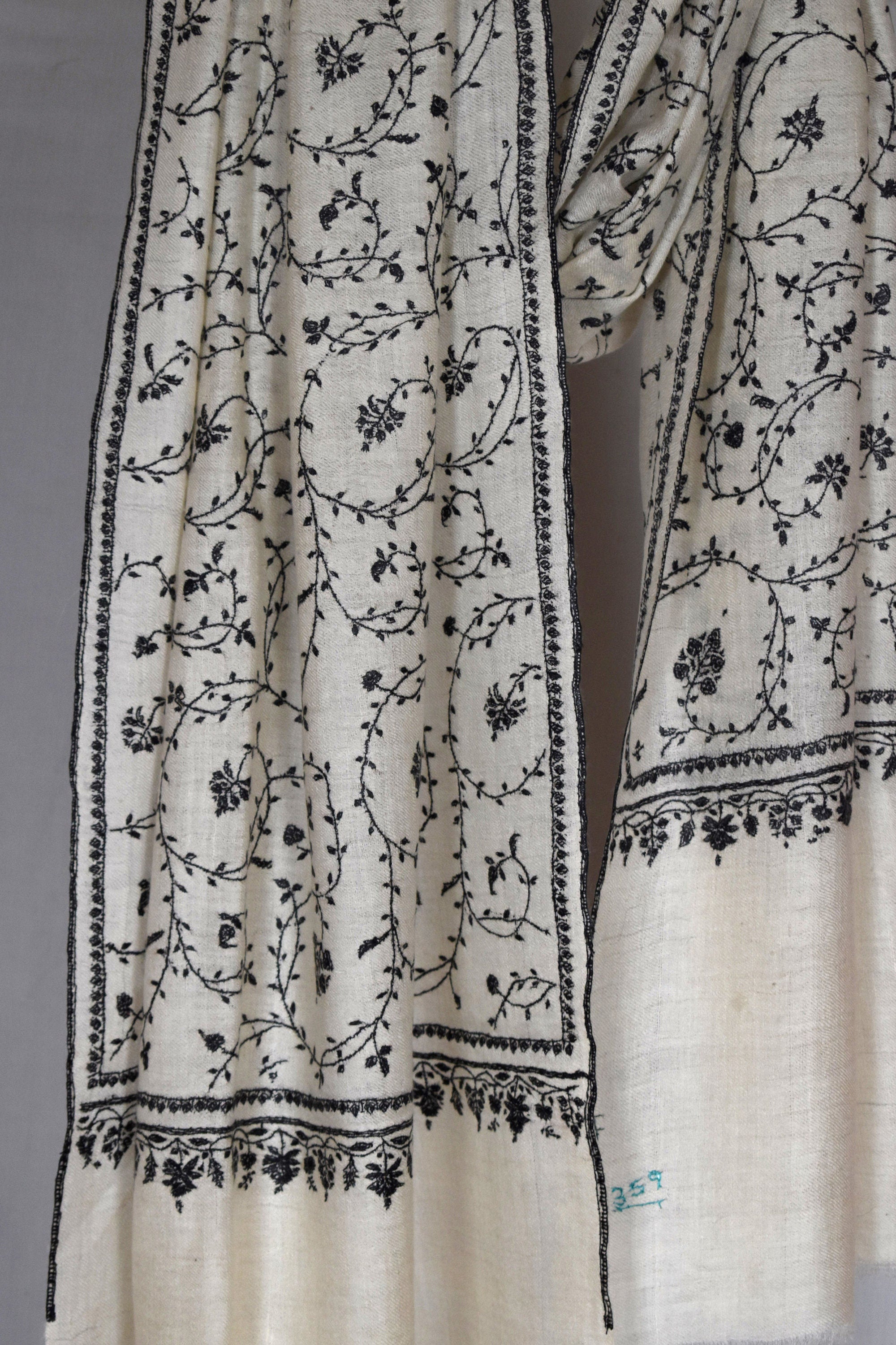 单色Sozni Pure Pashmina/Cashmere Scarf Wrap Jali,手工编织的手工织机和手工绣在克什米尔,豪华,杰作。